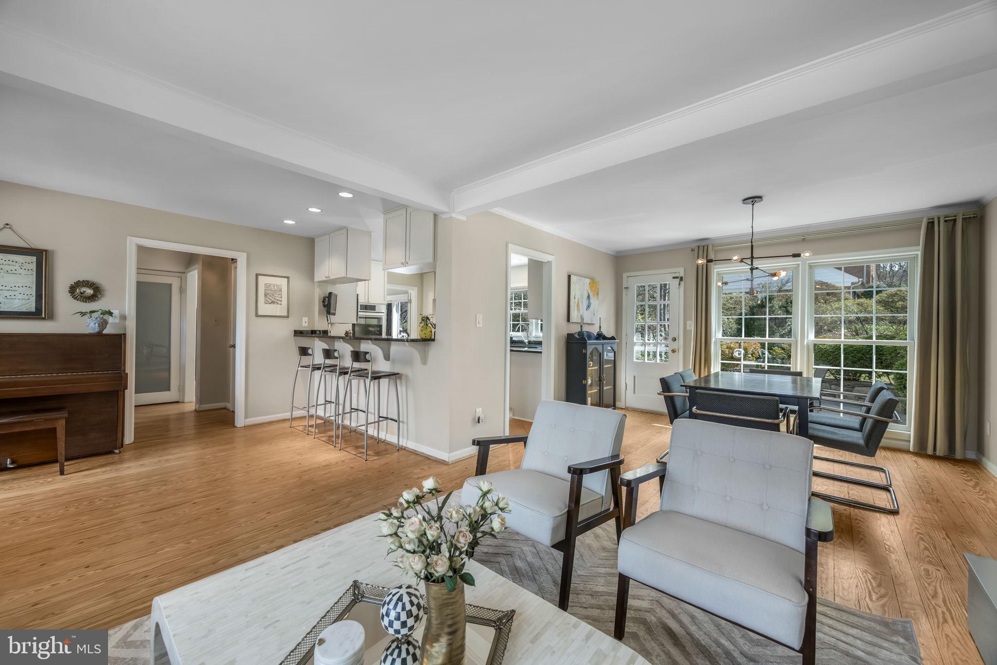 BARCROFT WOODS - Residential