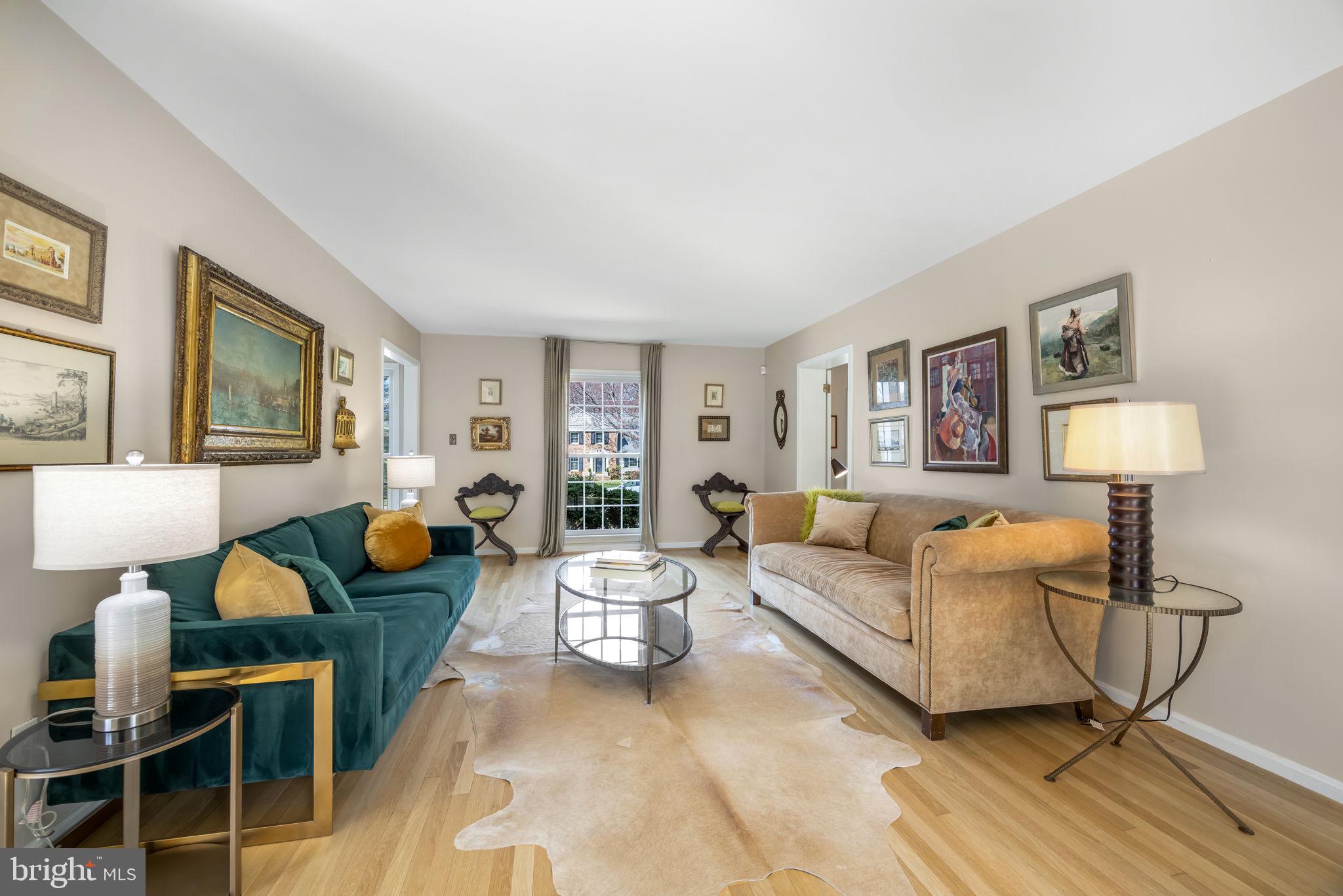 BARCROFT WOODS - Residential