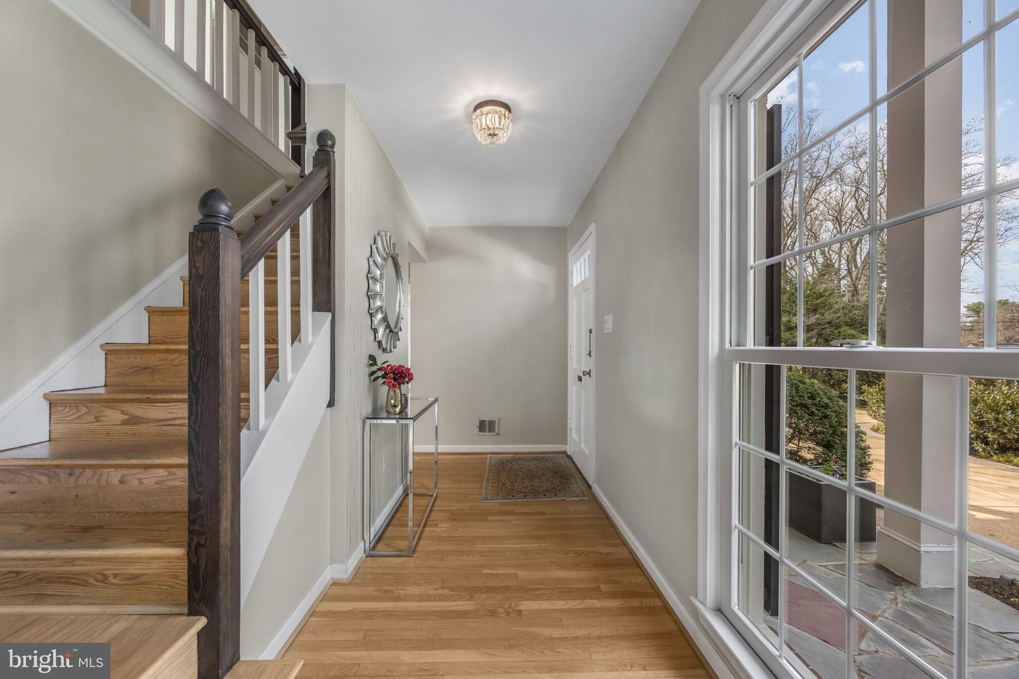 BARCROFT WOODS - Residential