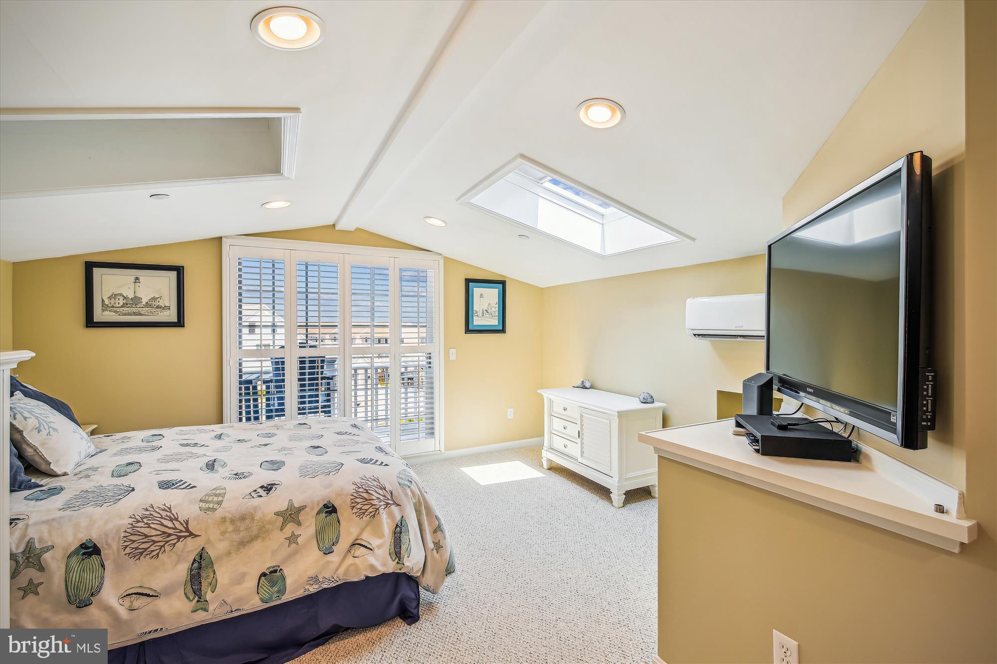 TOWNES OF NANTUCKET - Residential