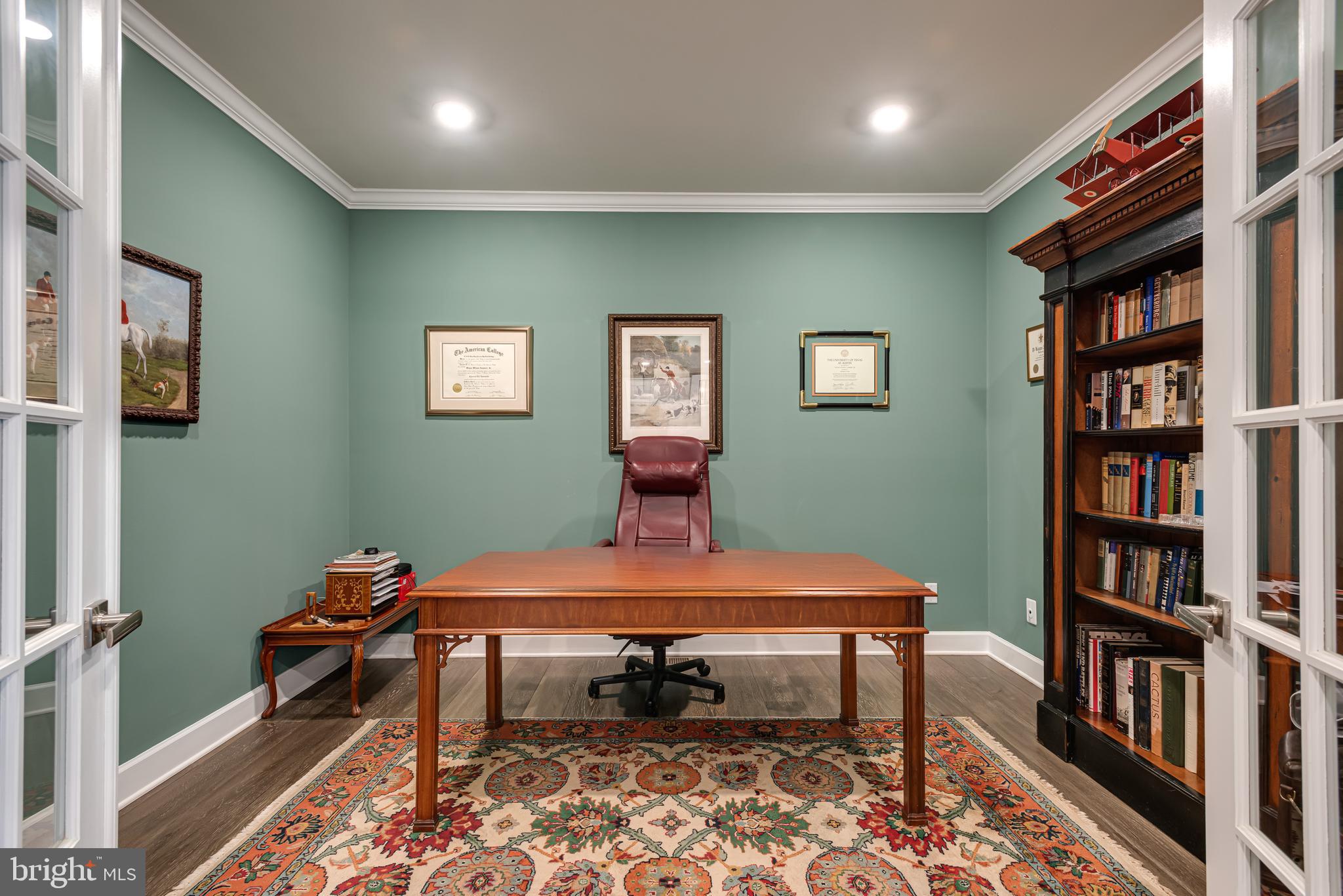 WAYNE GLEN - Residential