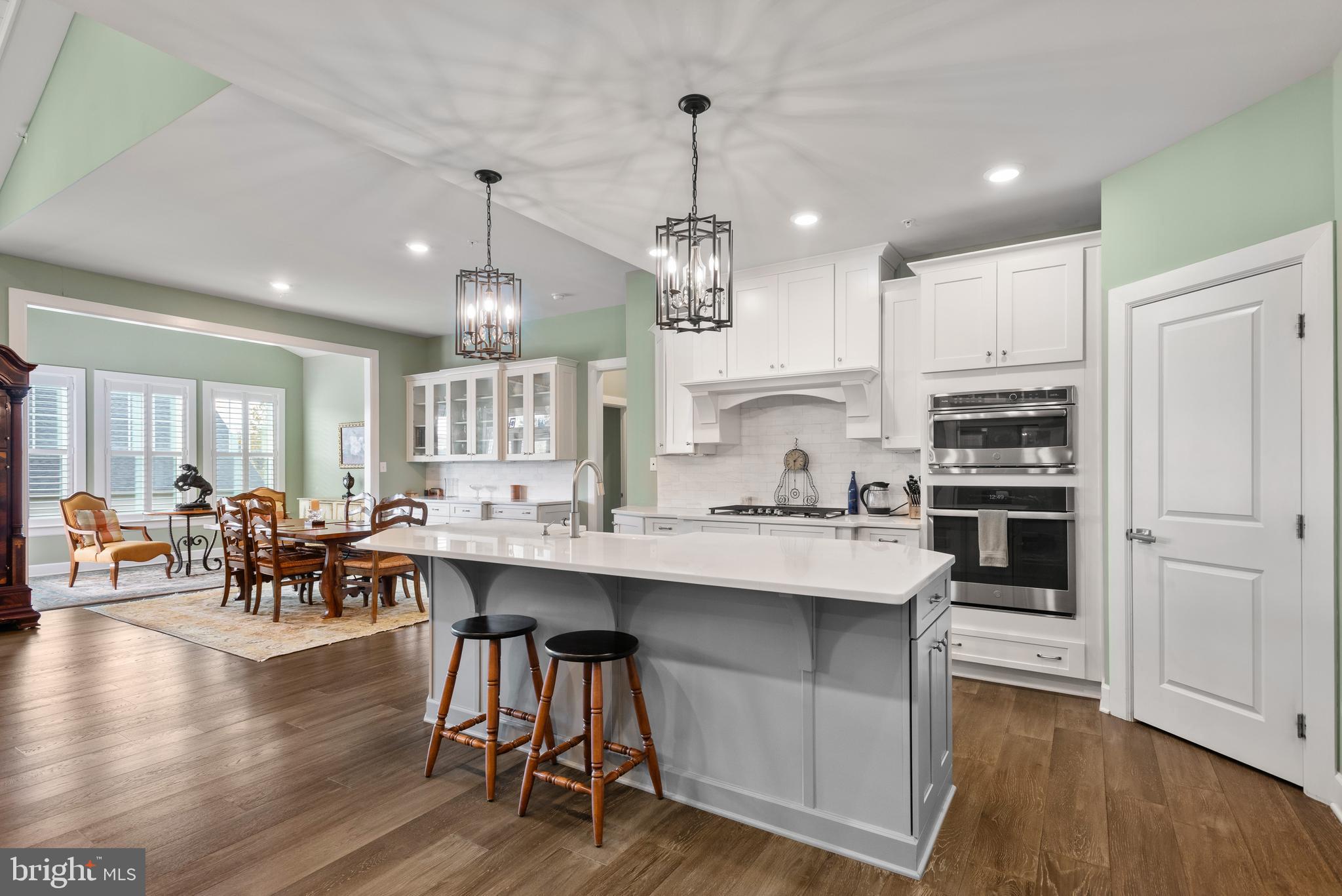 WAYNE GLEN - Residential