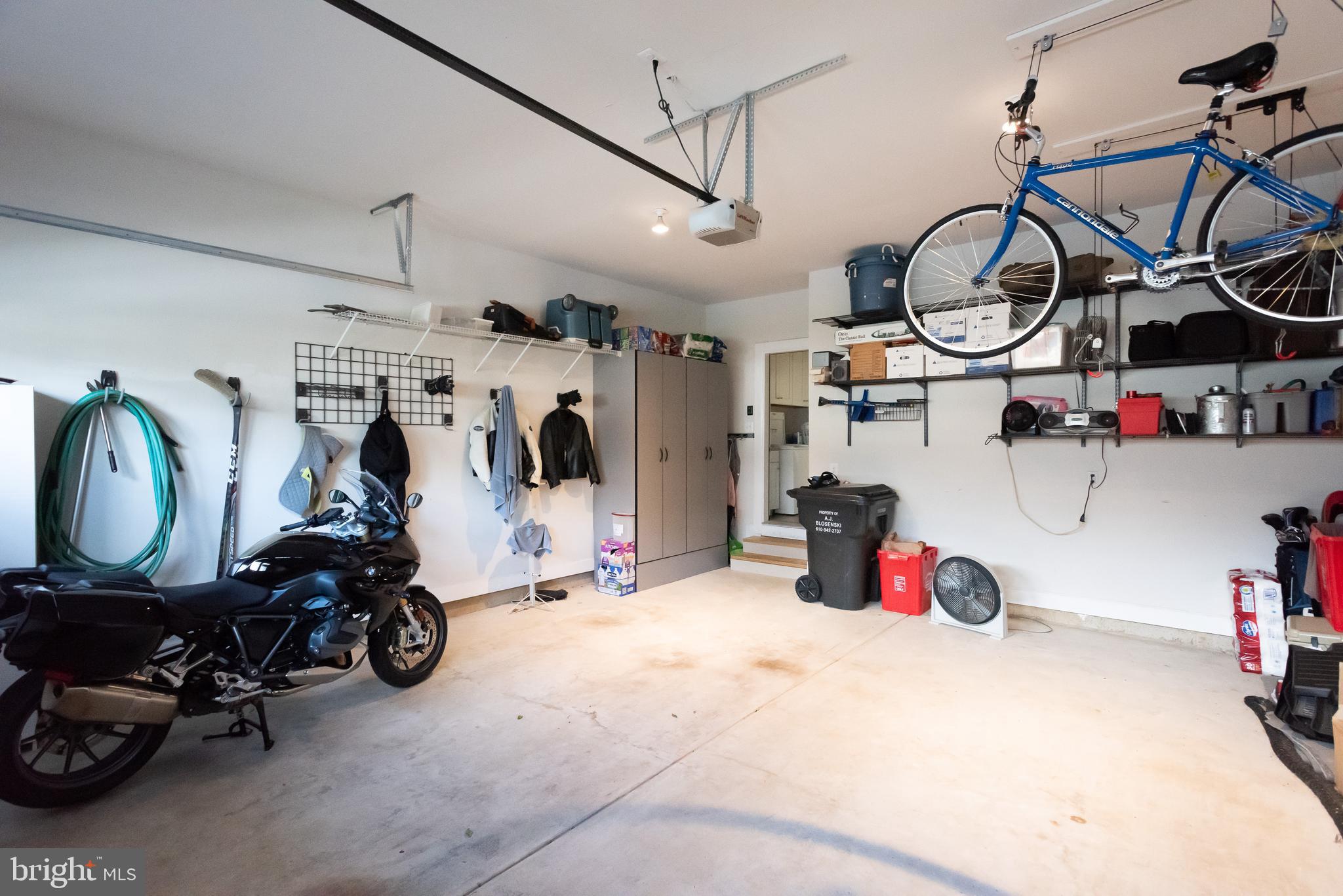 WAYNE GLEN - Residential