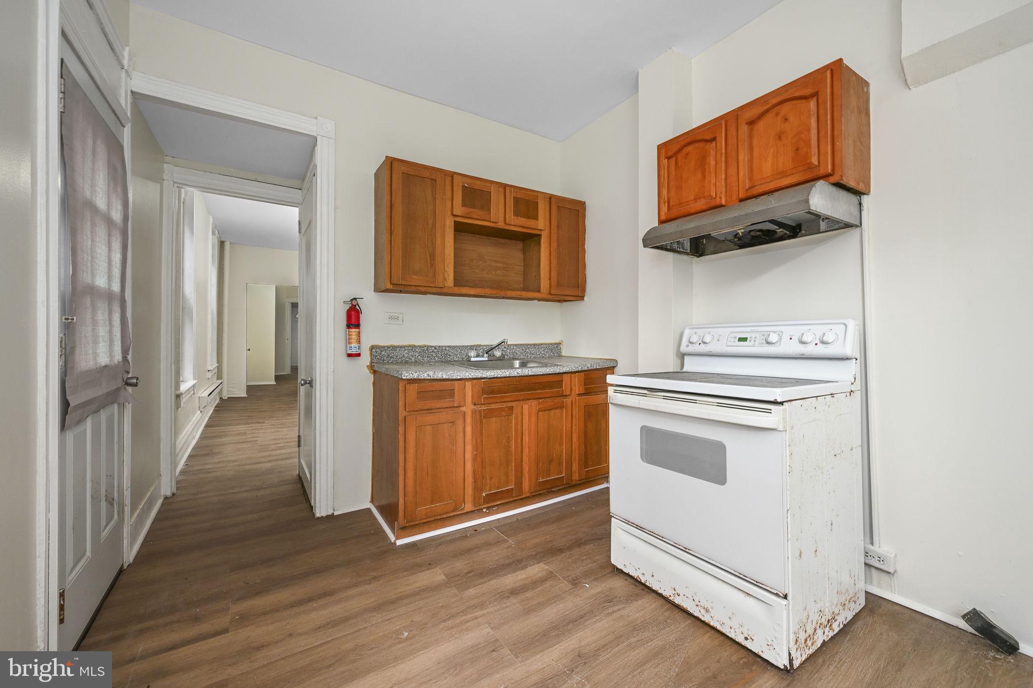 349 N 4TH STREET