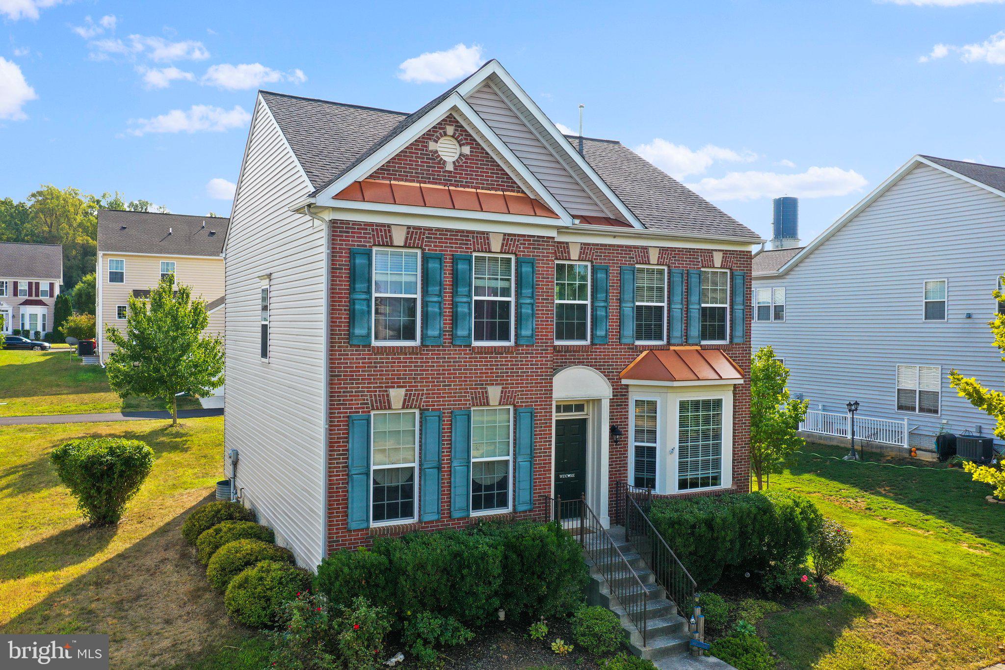 HUNTFIELD - Residential