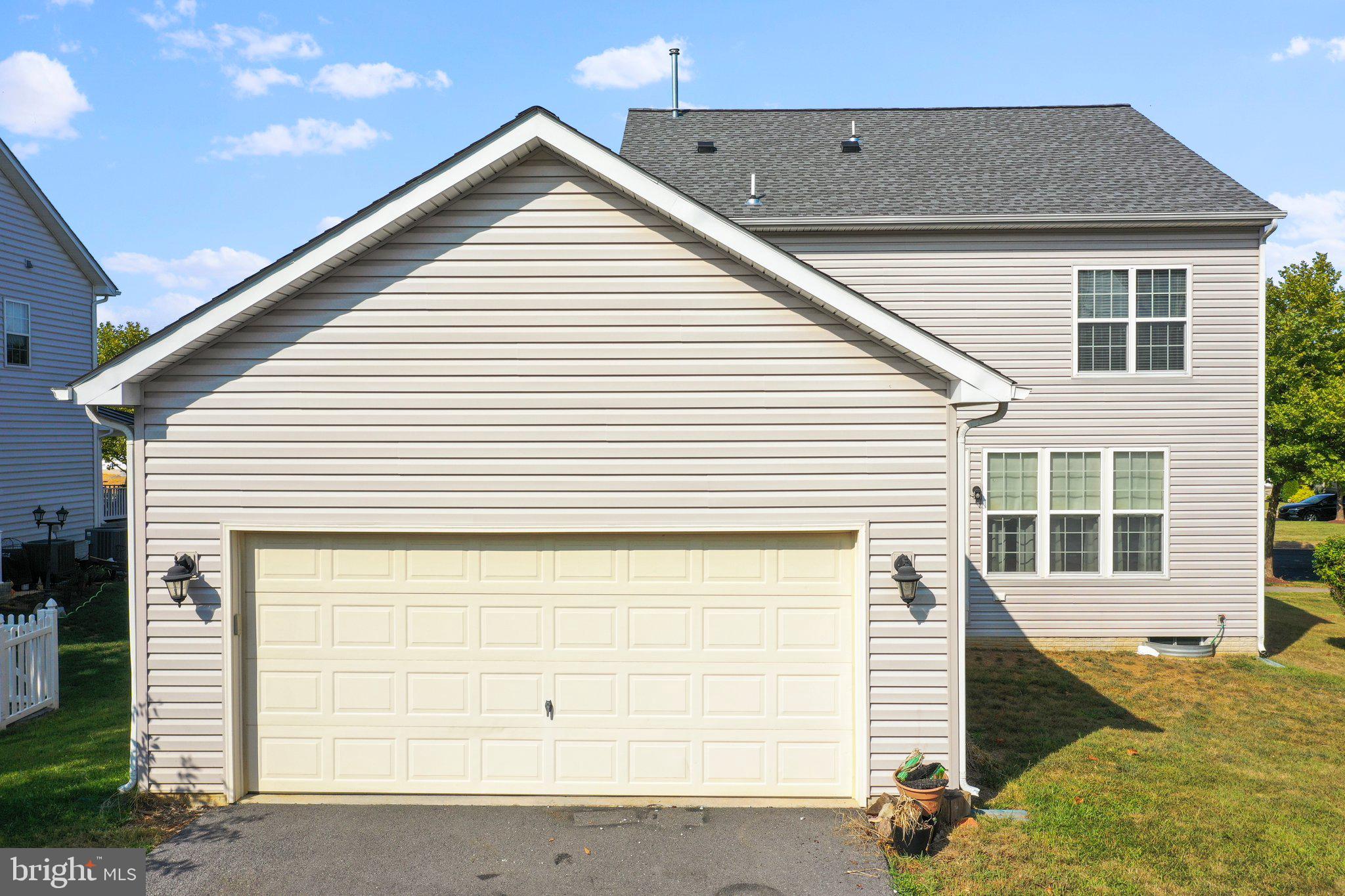 HUNTFIELD - Residential