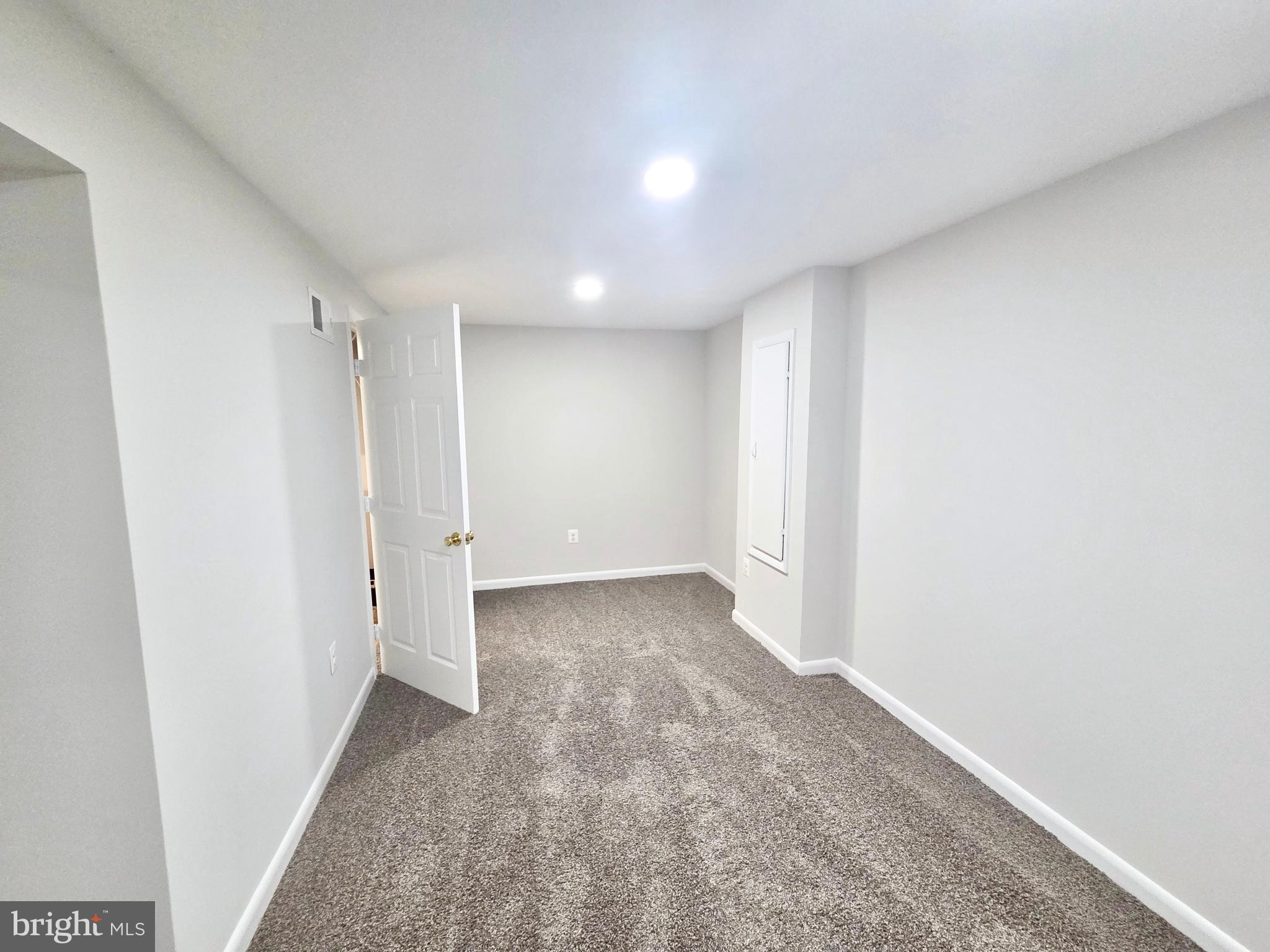 9024 CONTINENTAL PLACE