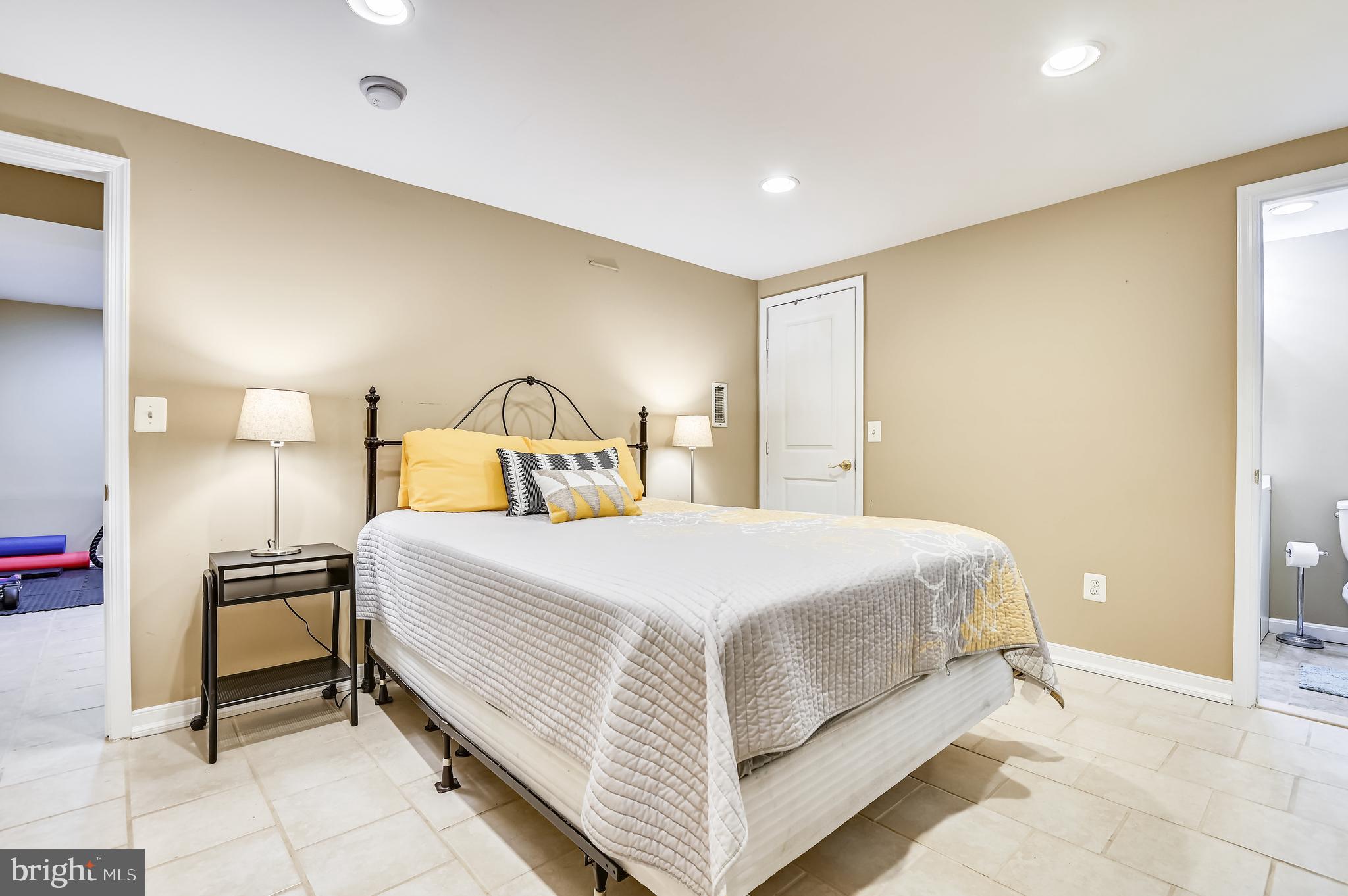 MILFORD - Residential