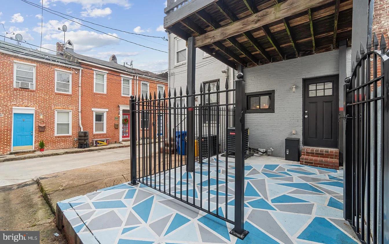 BUTCHERS HILL - Residential