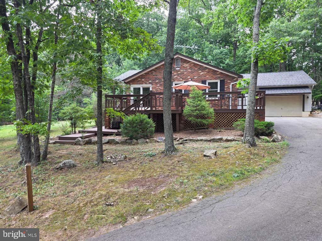 Photo of 5250 Dapple Lane, WARRENTON, VA 20187 (MLS # VAFQ2023318)