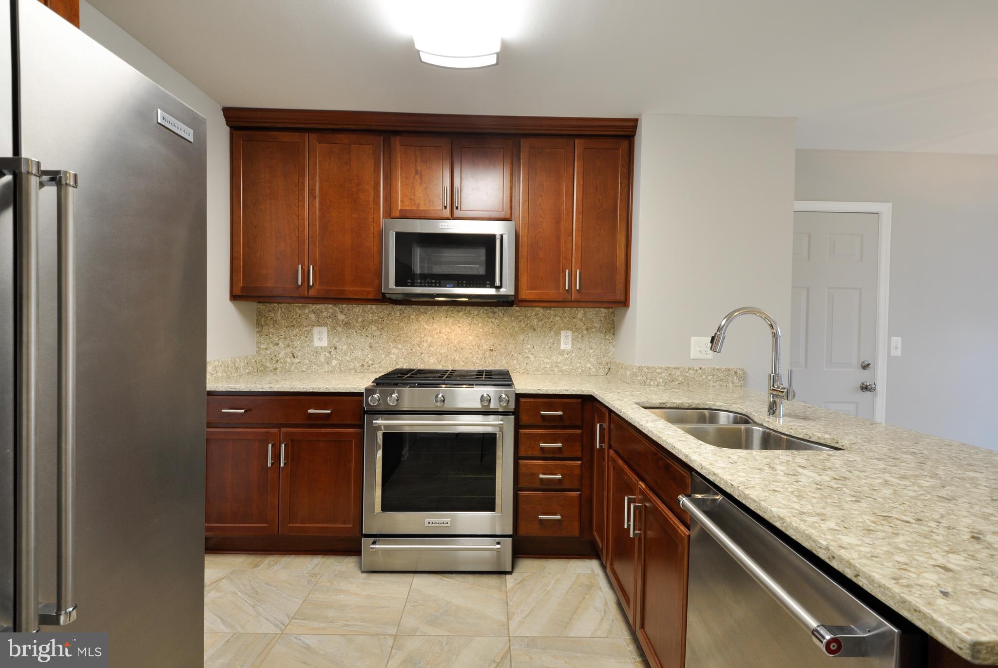 SMOKETREE - Residential