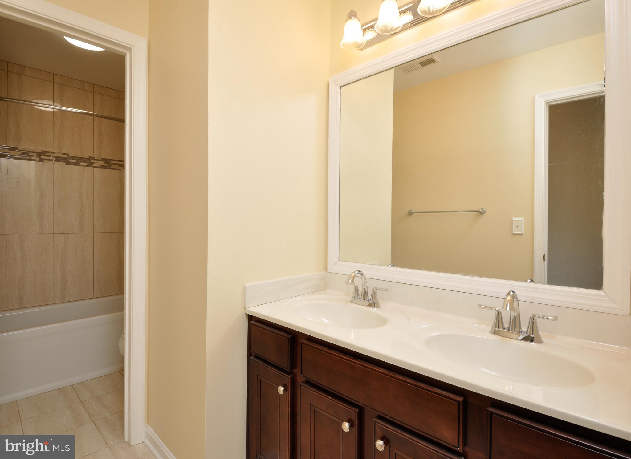 SMOKETREE - Residential