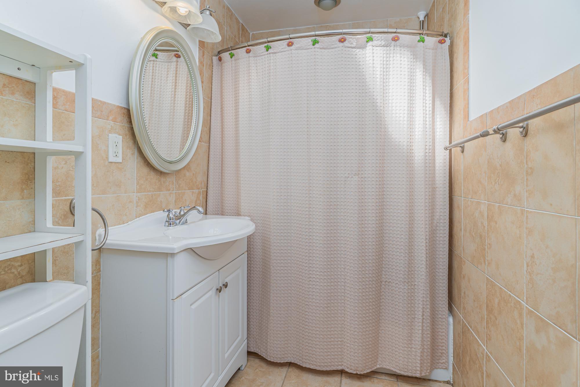 HOLMESBURG - Residential