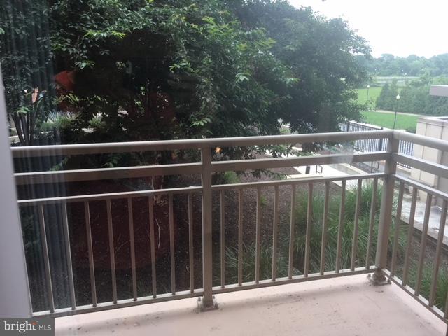 ECLIPSE ON CENTER PARK - Residential Lease