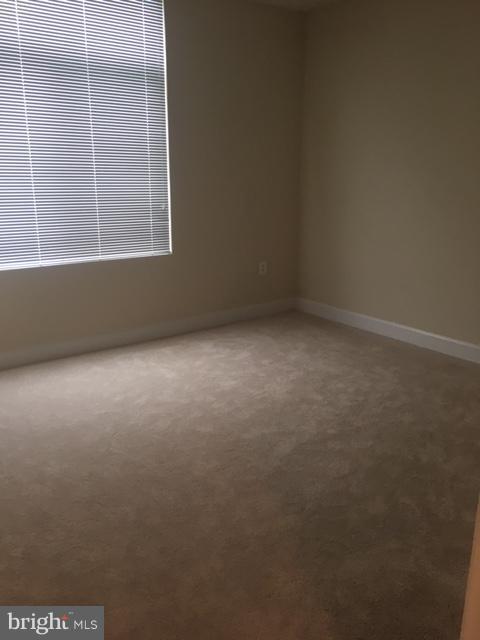 ECLIPSE ON CENTER PARK - Residential Lease