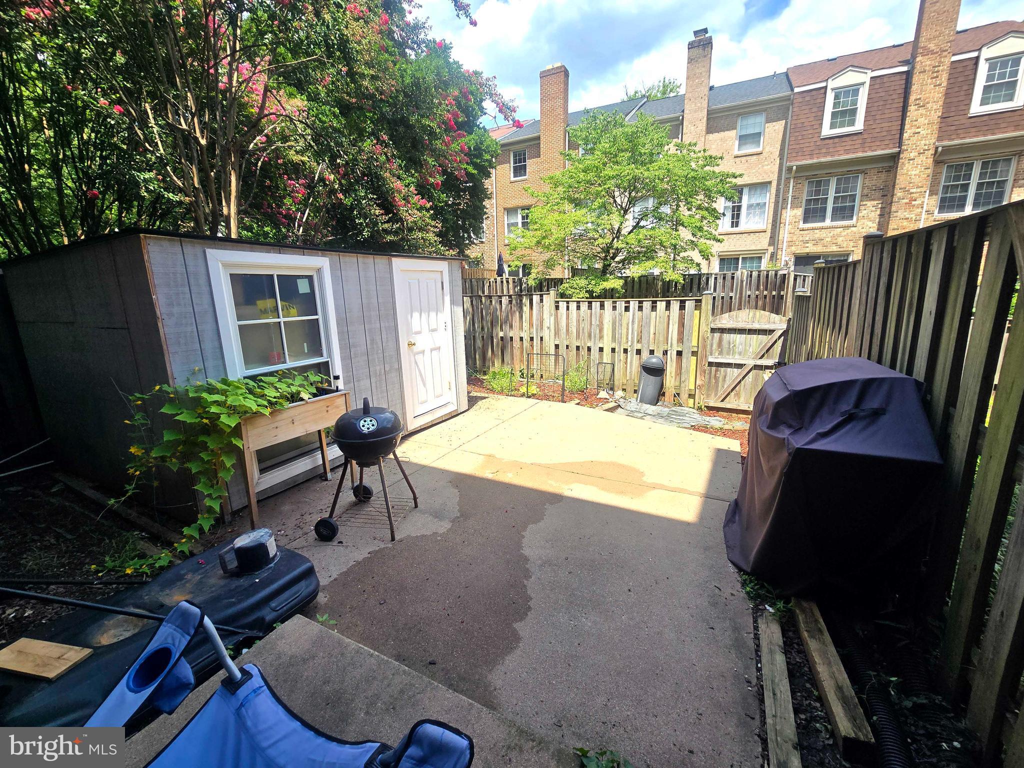 CAVALCADE - Residential Lease