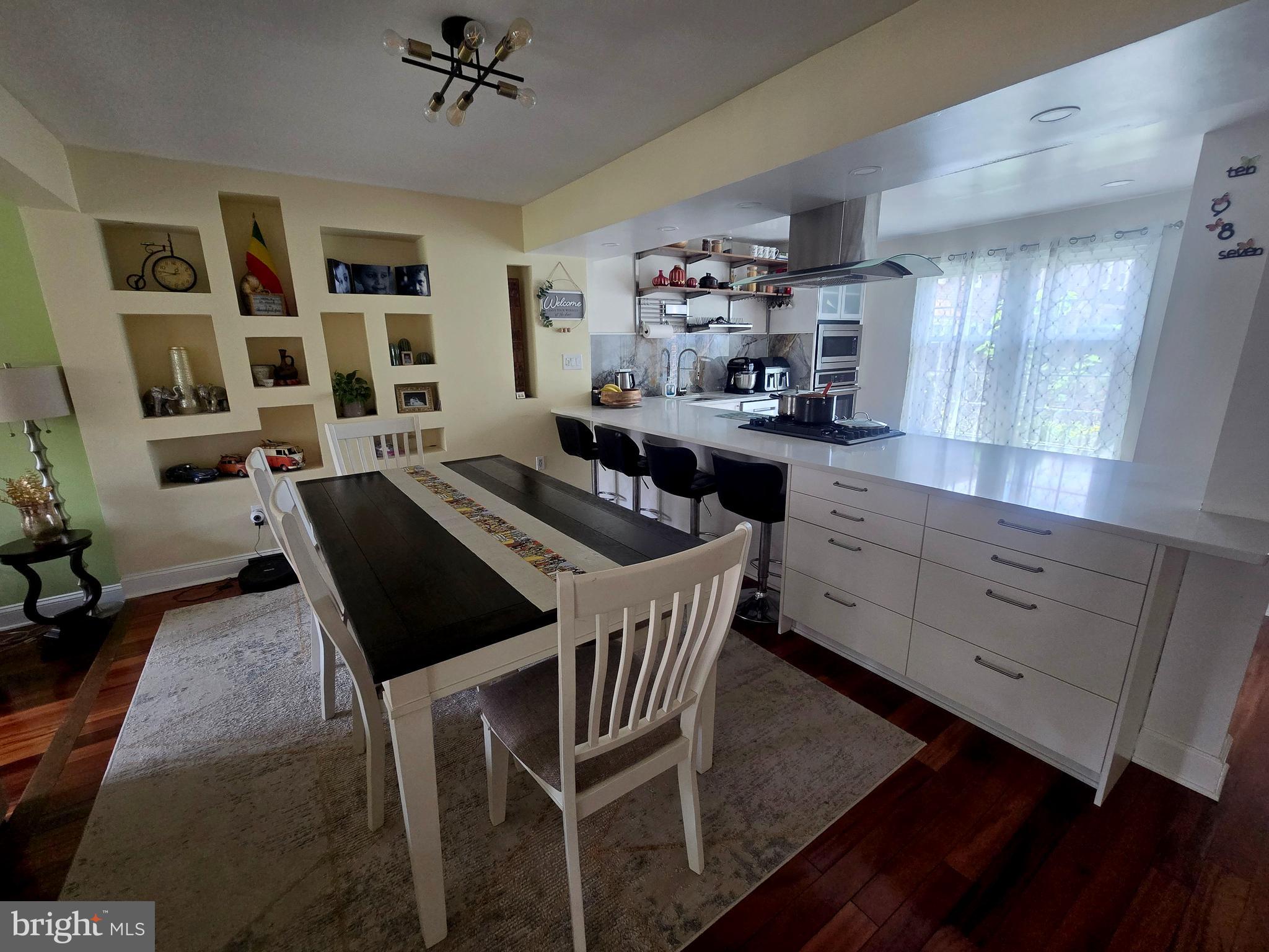 CAVALCADE - Residential Lease