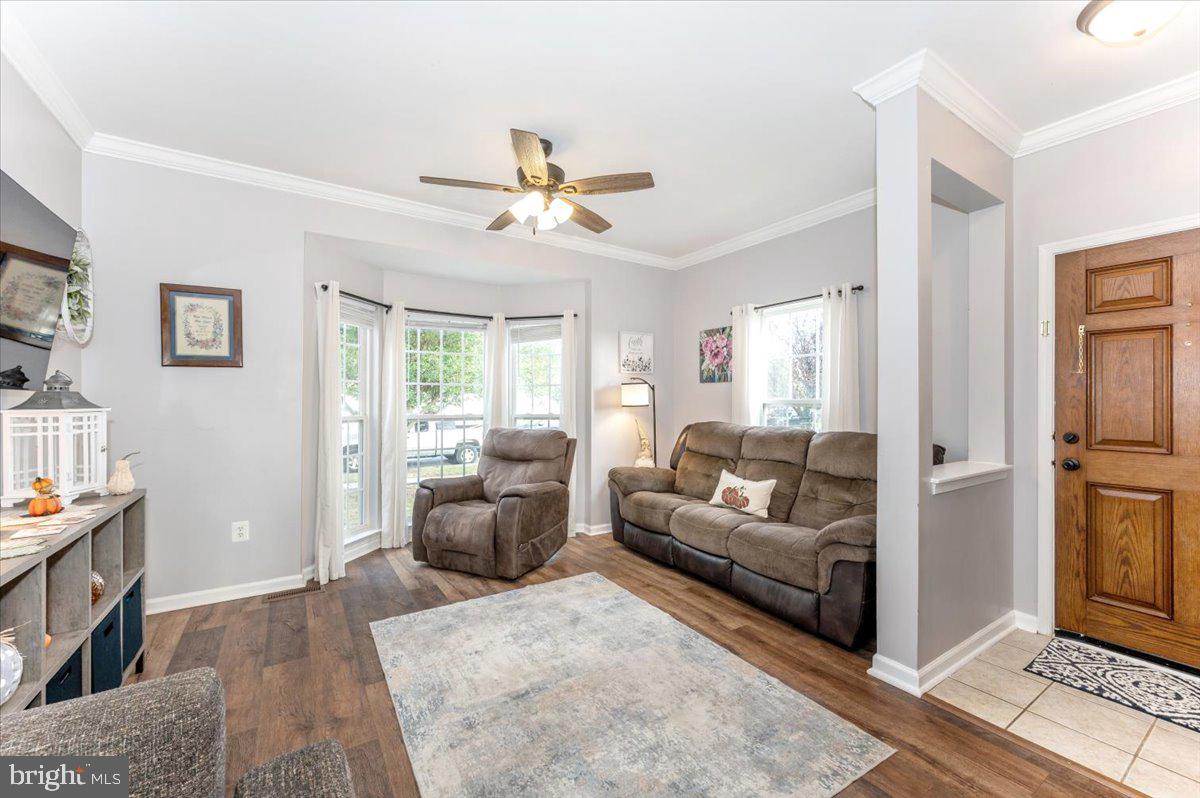 WEST FIELDS - Residential