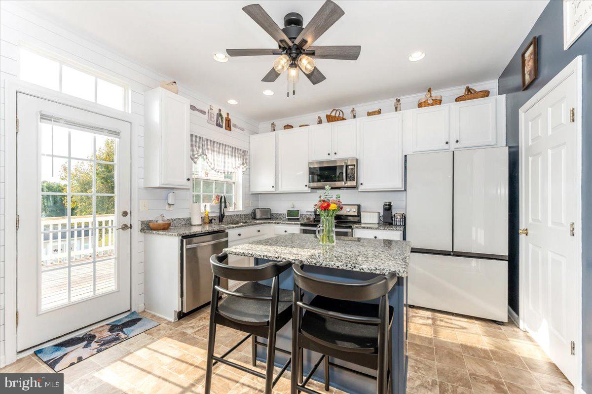 WEST FIELDS - Residential