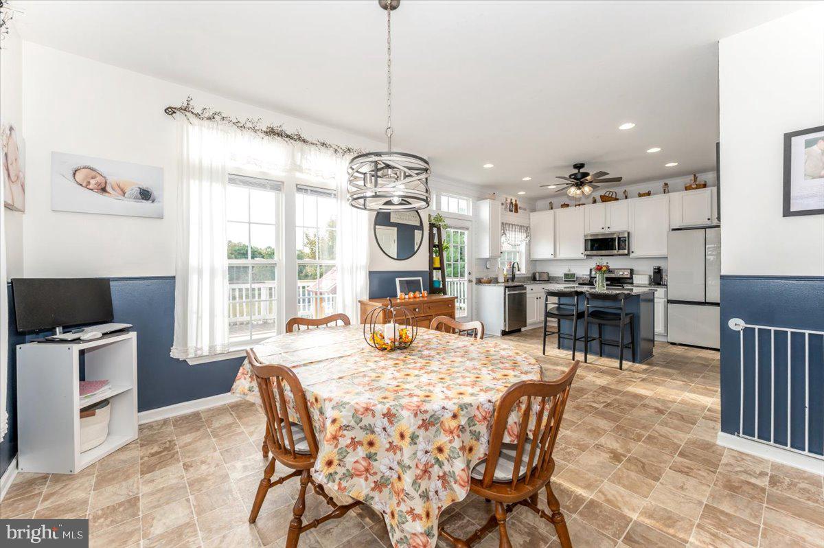 WEST FIELDS - Residential