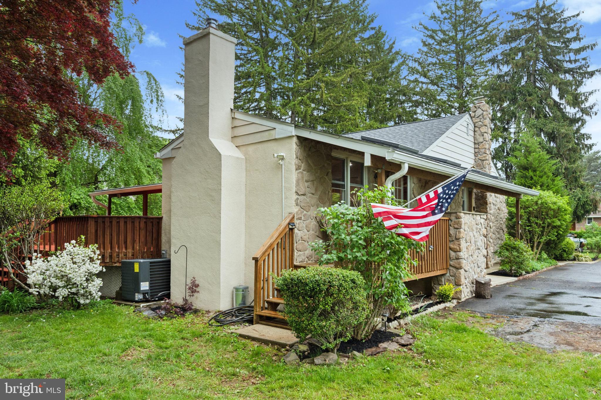 FEASTERVILLE - Residential