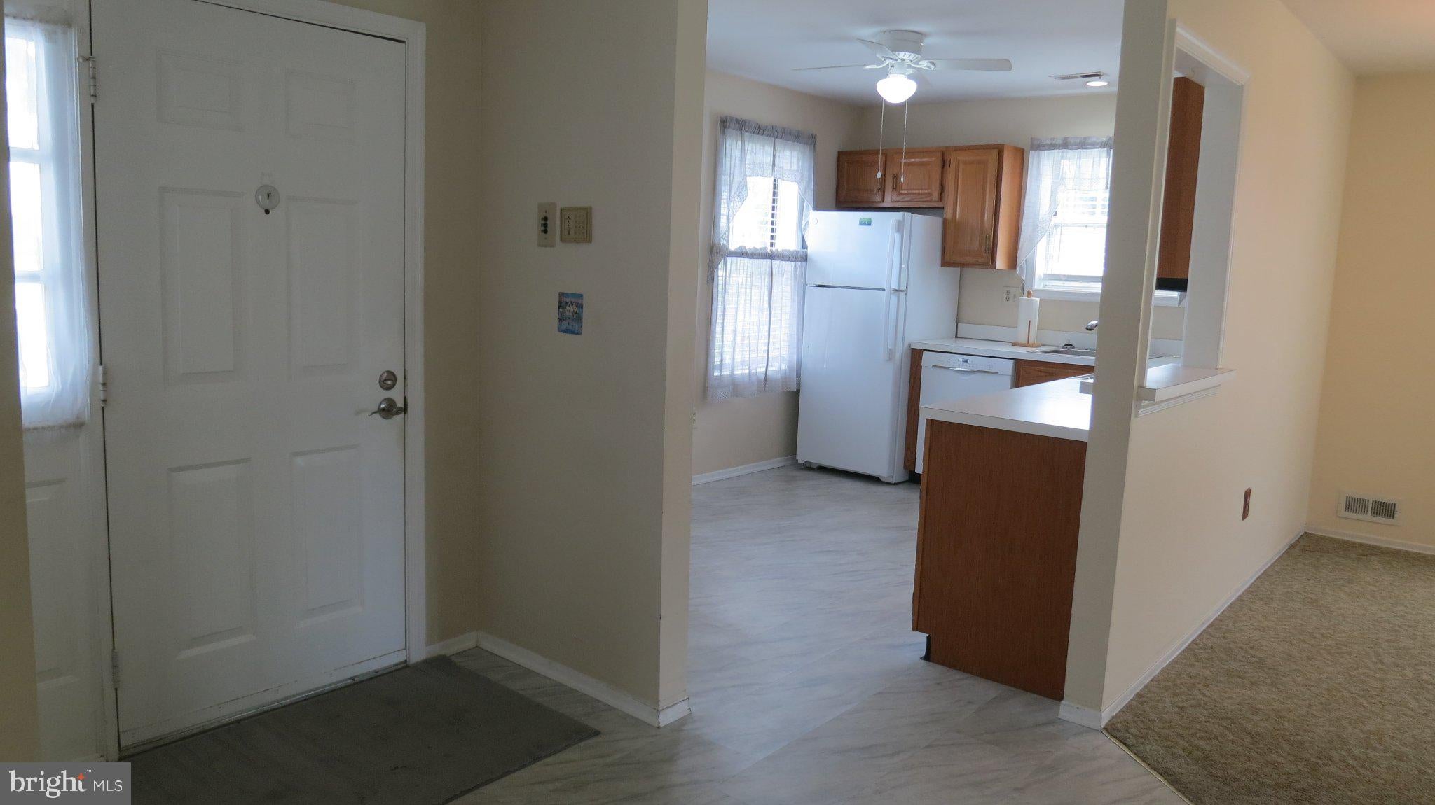 17 MEADOWWOOD COURT
