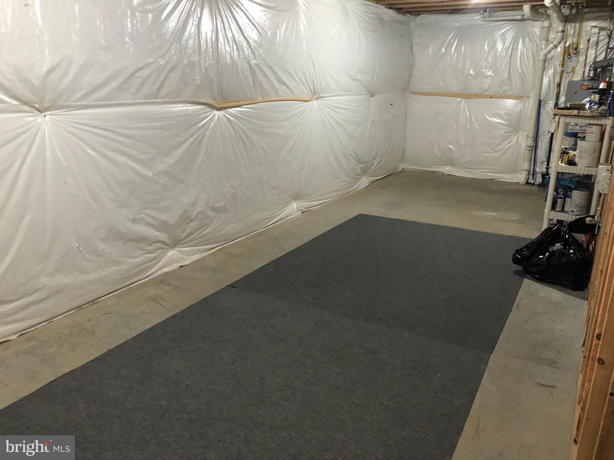 SEASONS LANDING - Residential