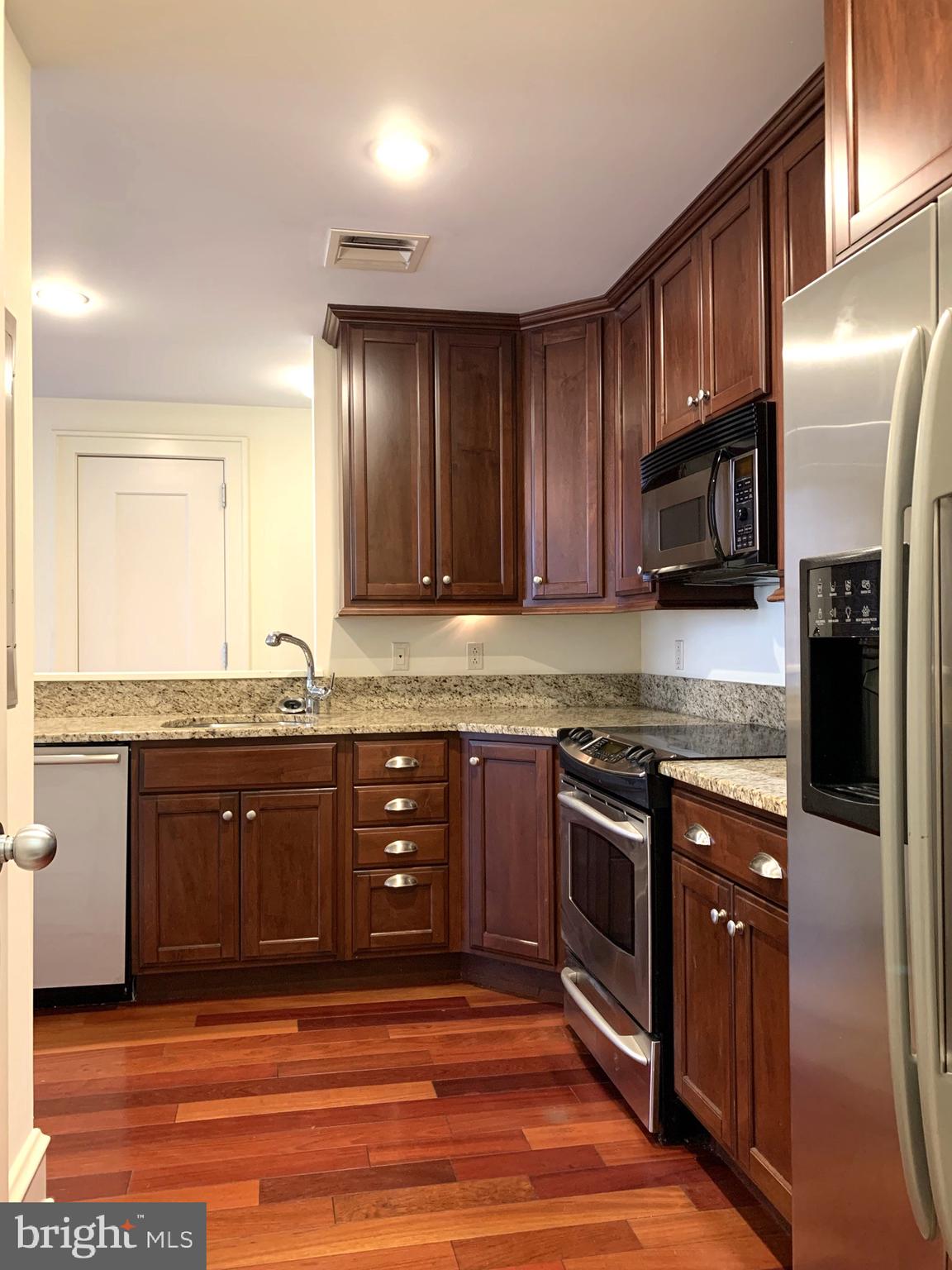 OLD CITY - Residential Lease