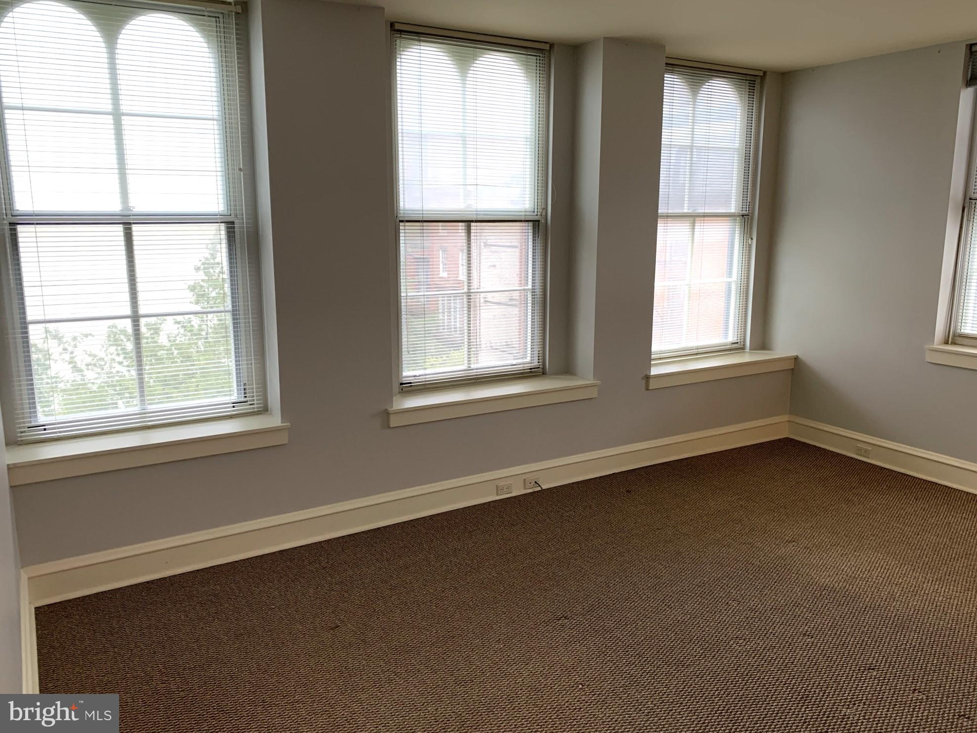 OLD CITY - Residential Lease