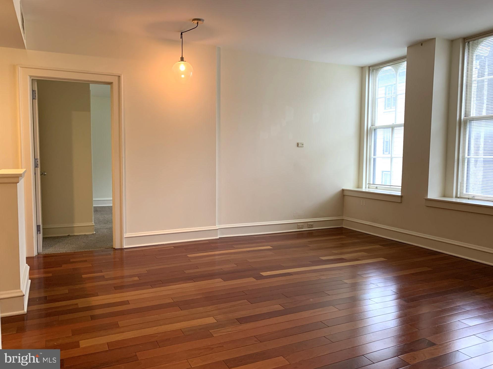 OLD CITY - Residential Lease