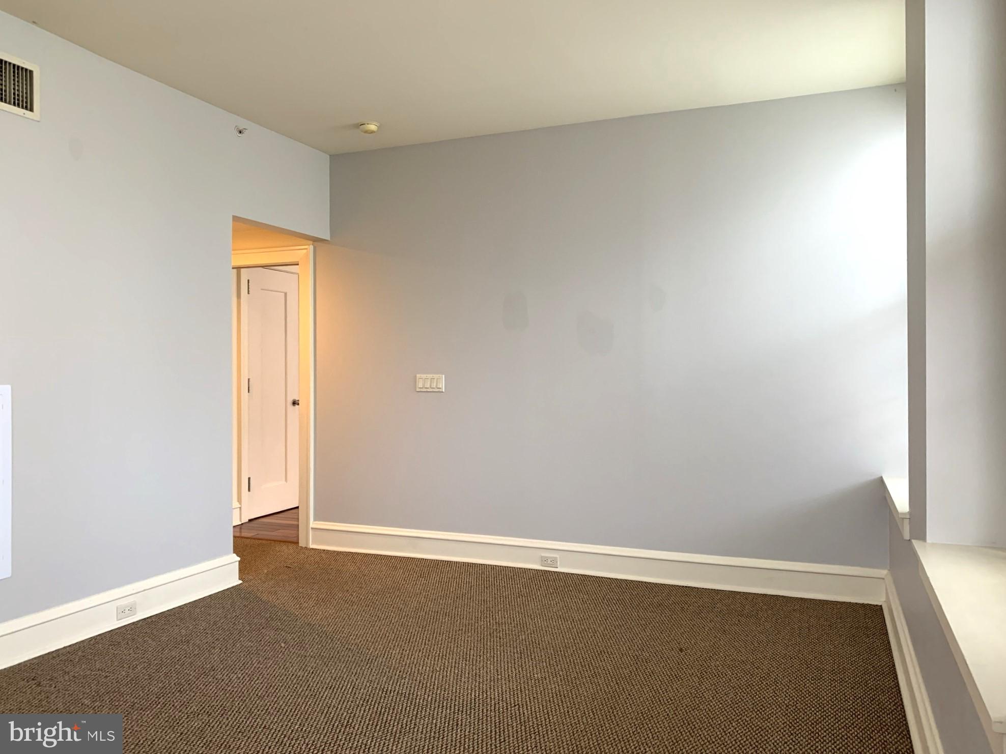 OLD CITY - Residential Lease