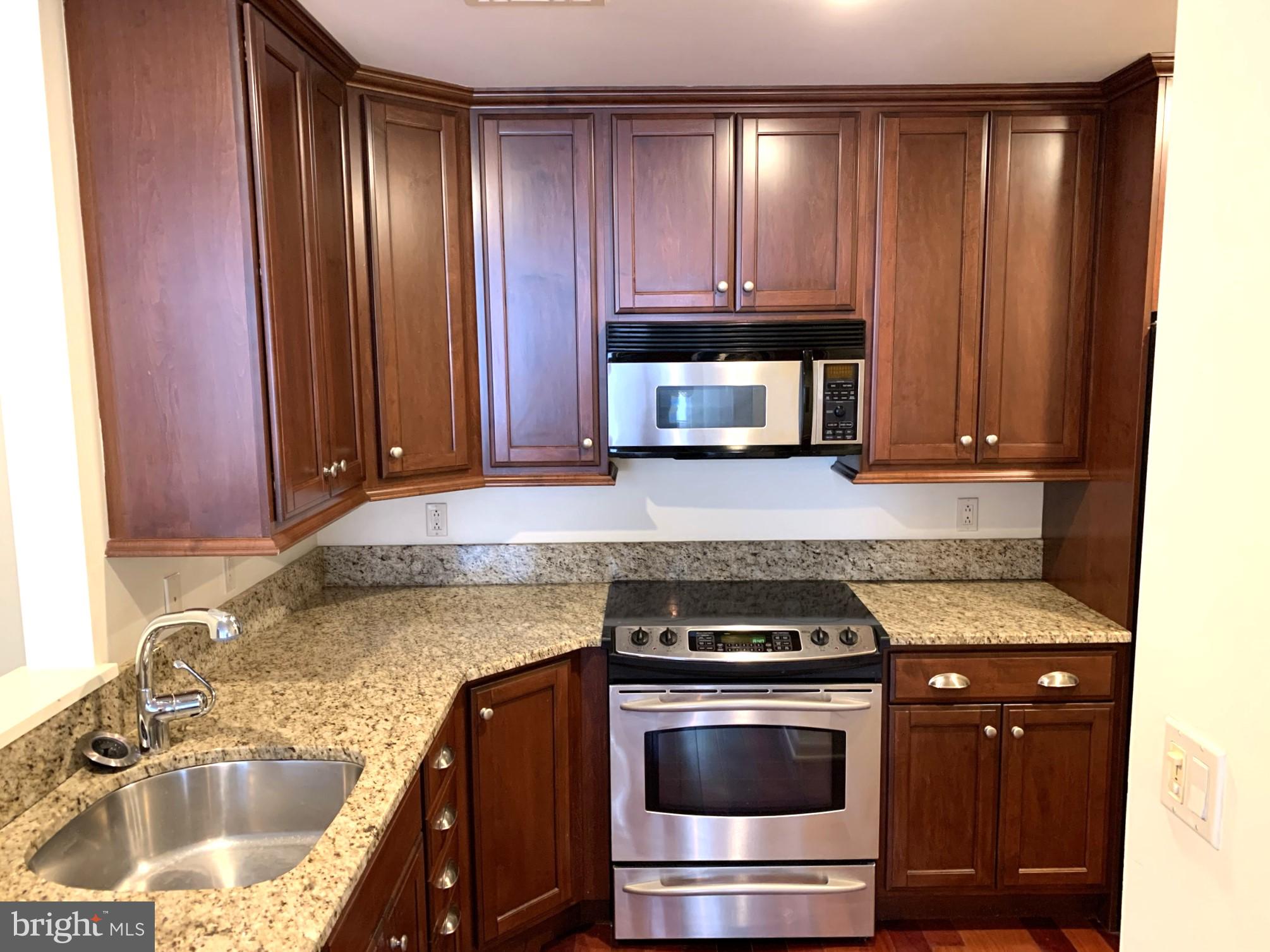 OLD CITY - Residential Lease