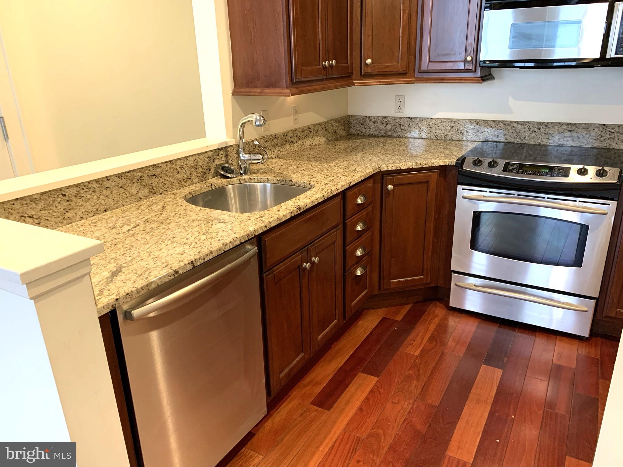 OLD CITY - Residential Lease