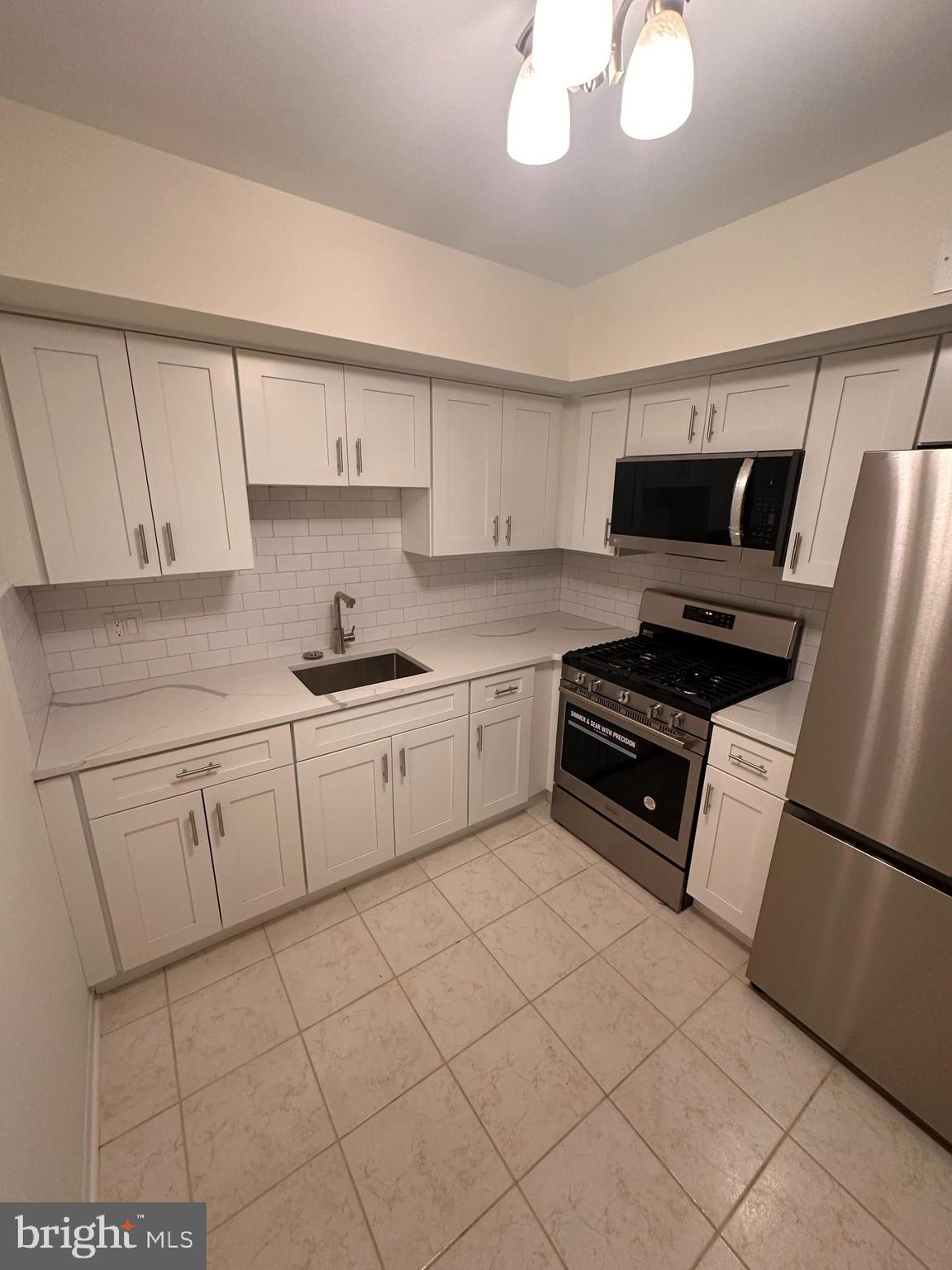 HILLTOP - Residential