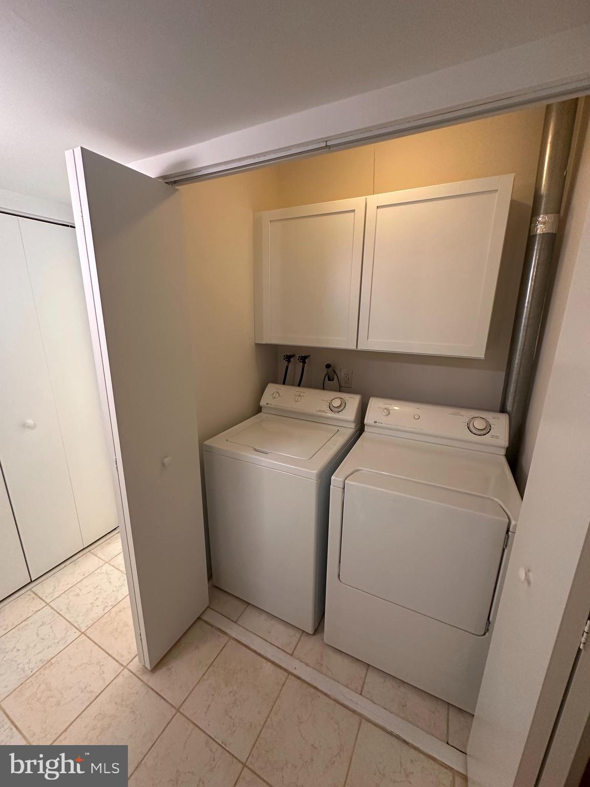 HILLTOP - Residential