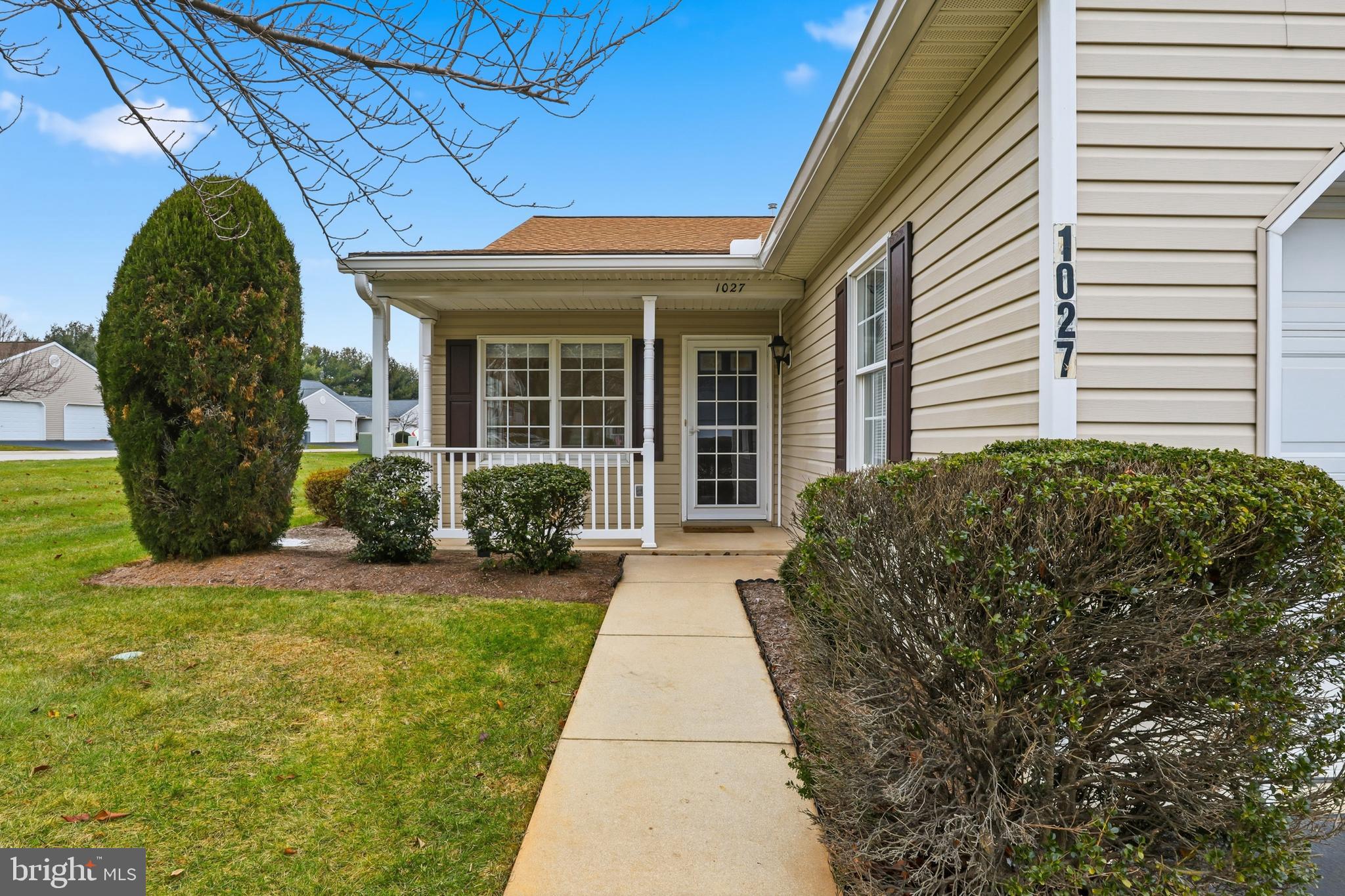 1027 HASTINGS BOULEVARD 1027