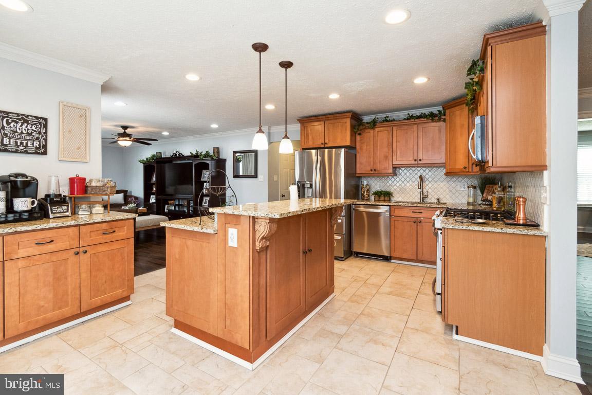 THE PROVINCES - Residential