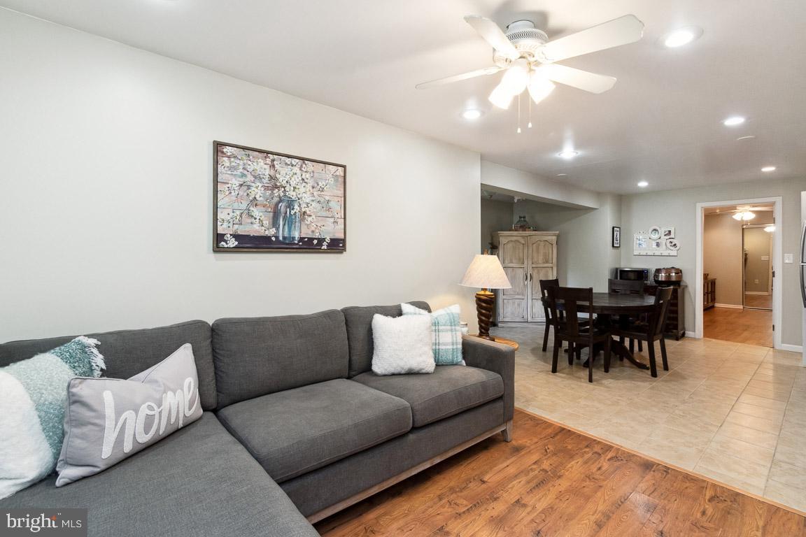 THE PROVINCES - Residential