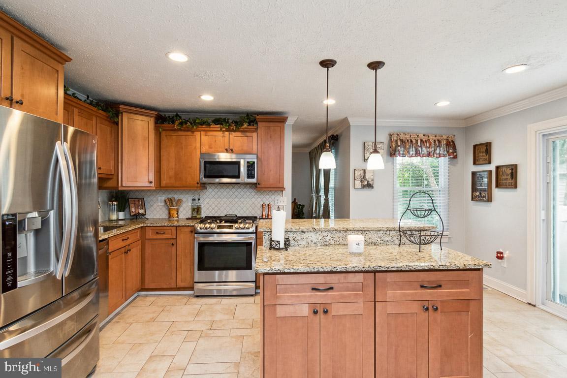 THE PROVINCES - Residential