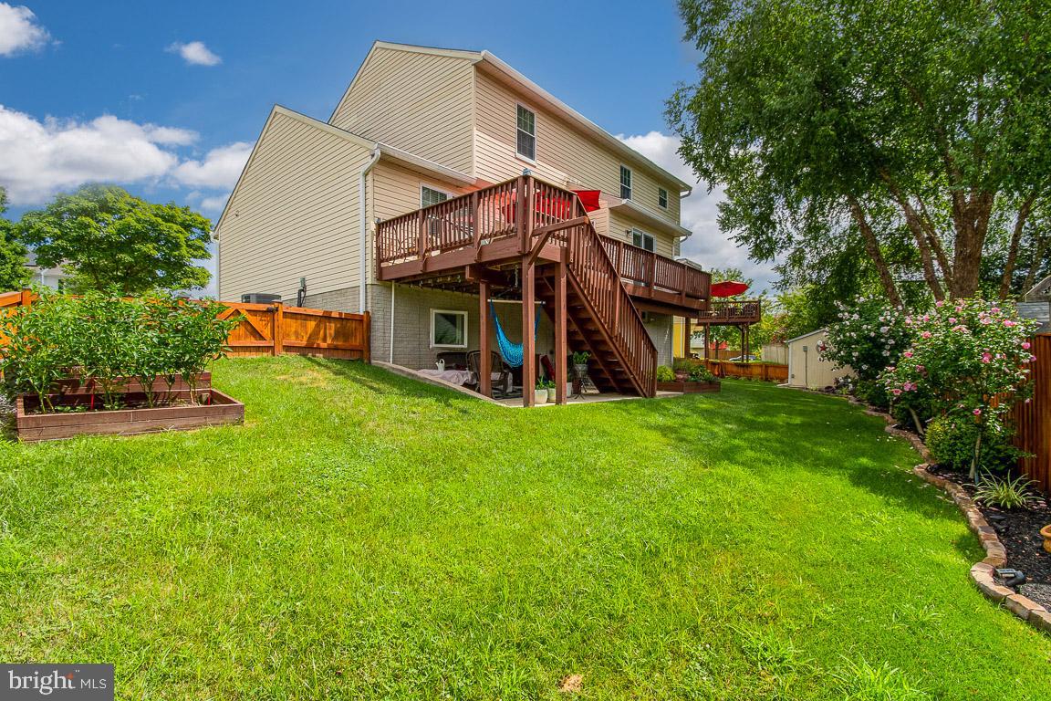 THE PROVINCES - Residential