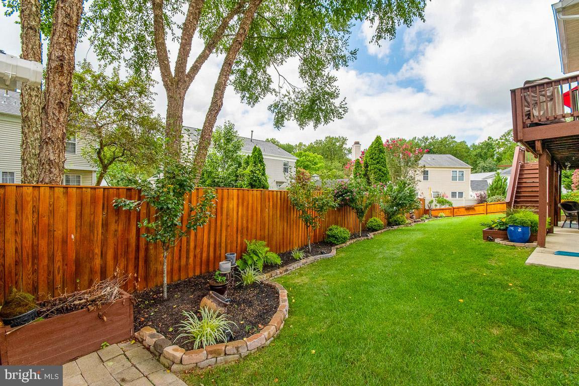 THE PROVINCES - Residential