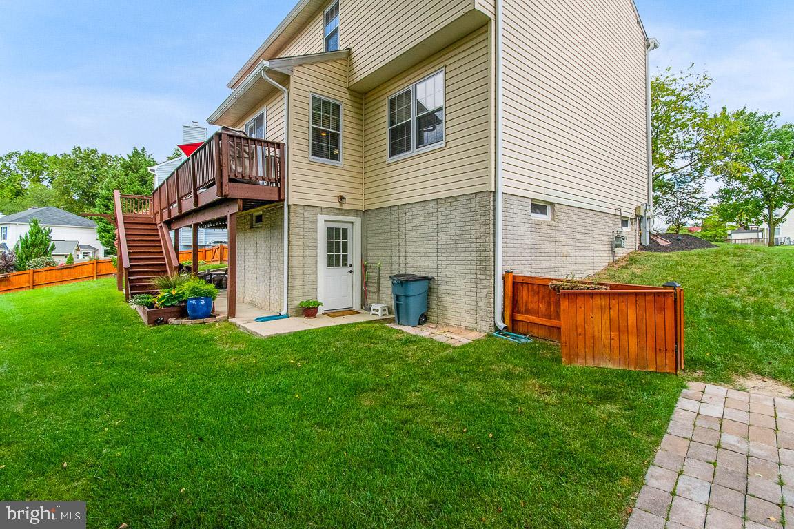 THE PROVINCES - Residential