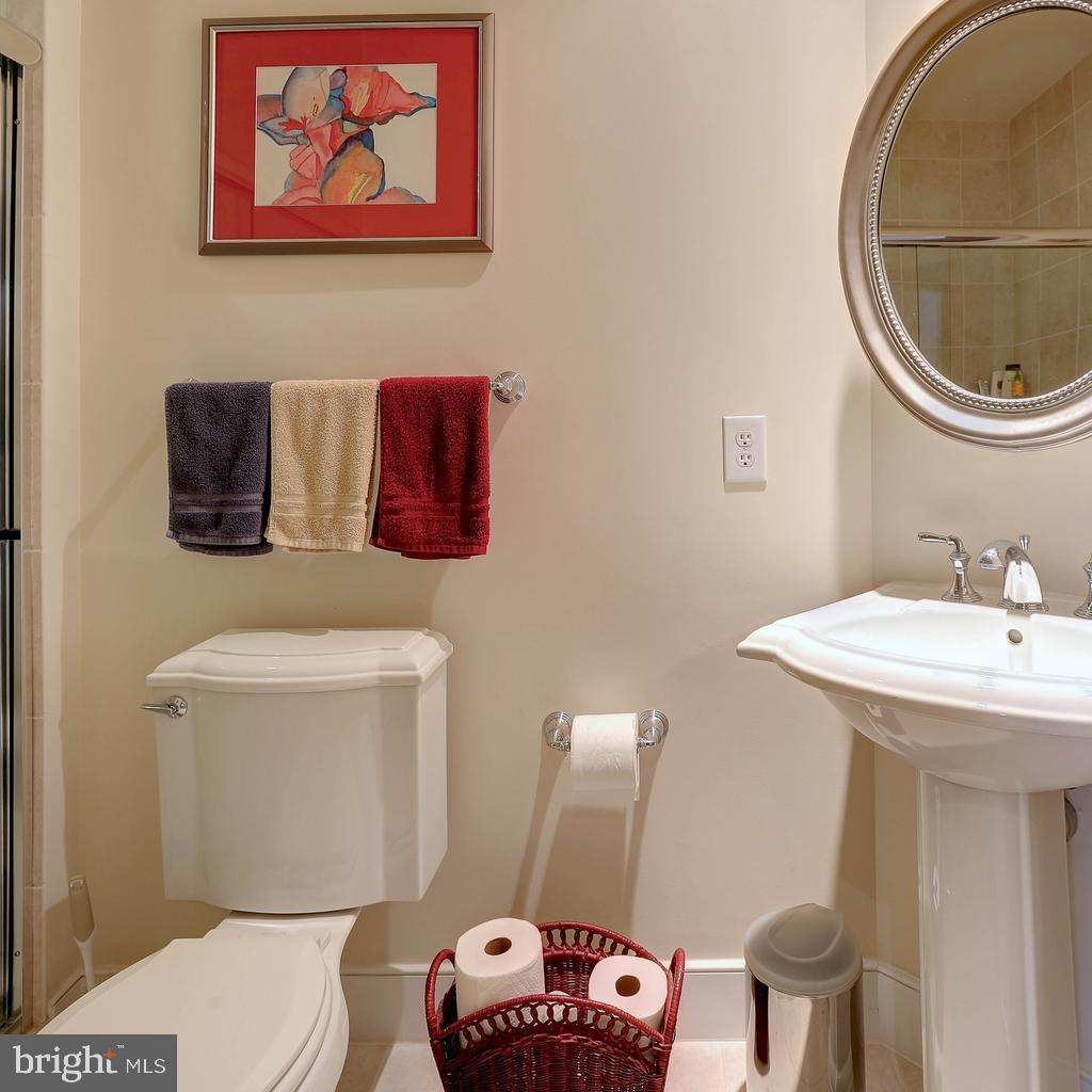 ACTONS LANDING CONDOS - Residential