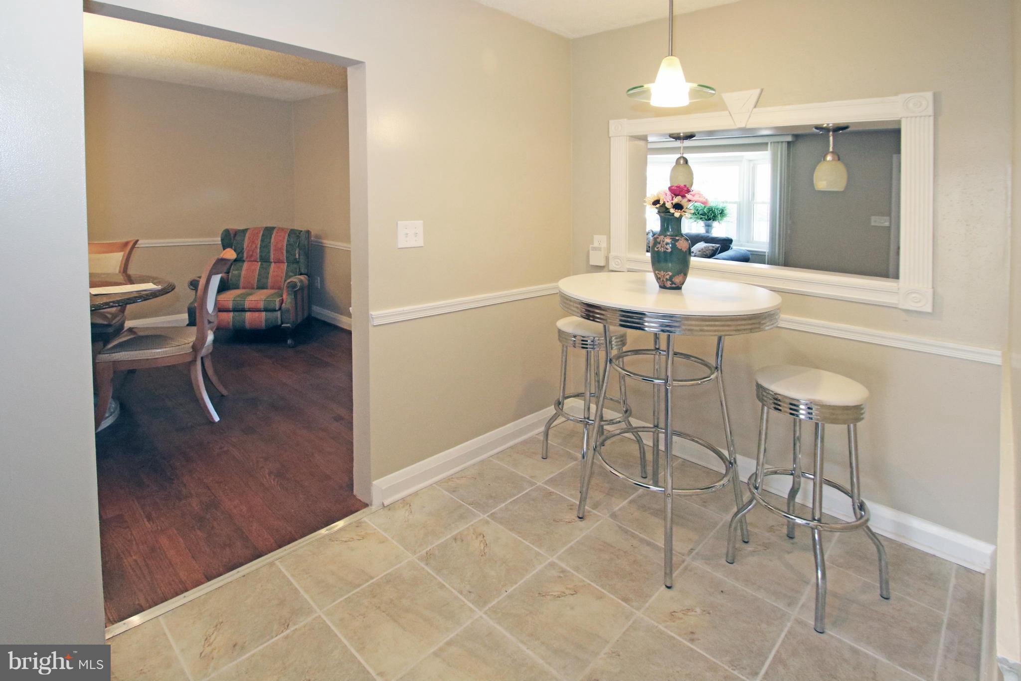 WEST HILLS - Residential