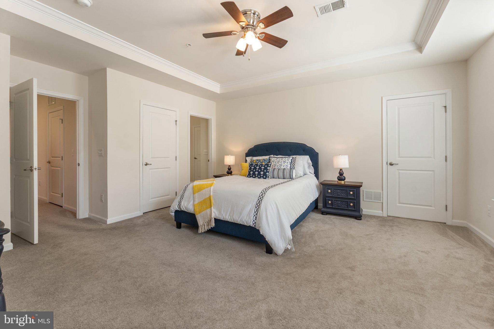 HEATHCOTE COMMONS CONDOMINIUMS - Residential Lease