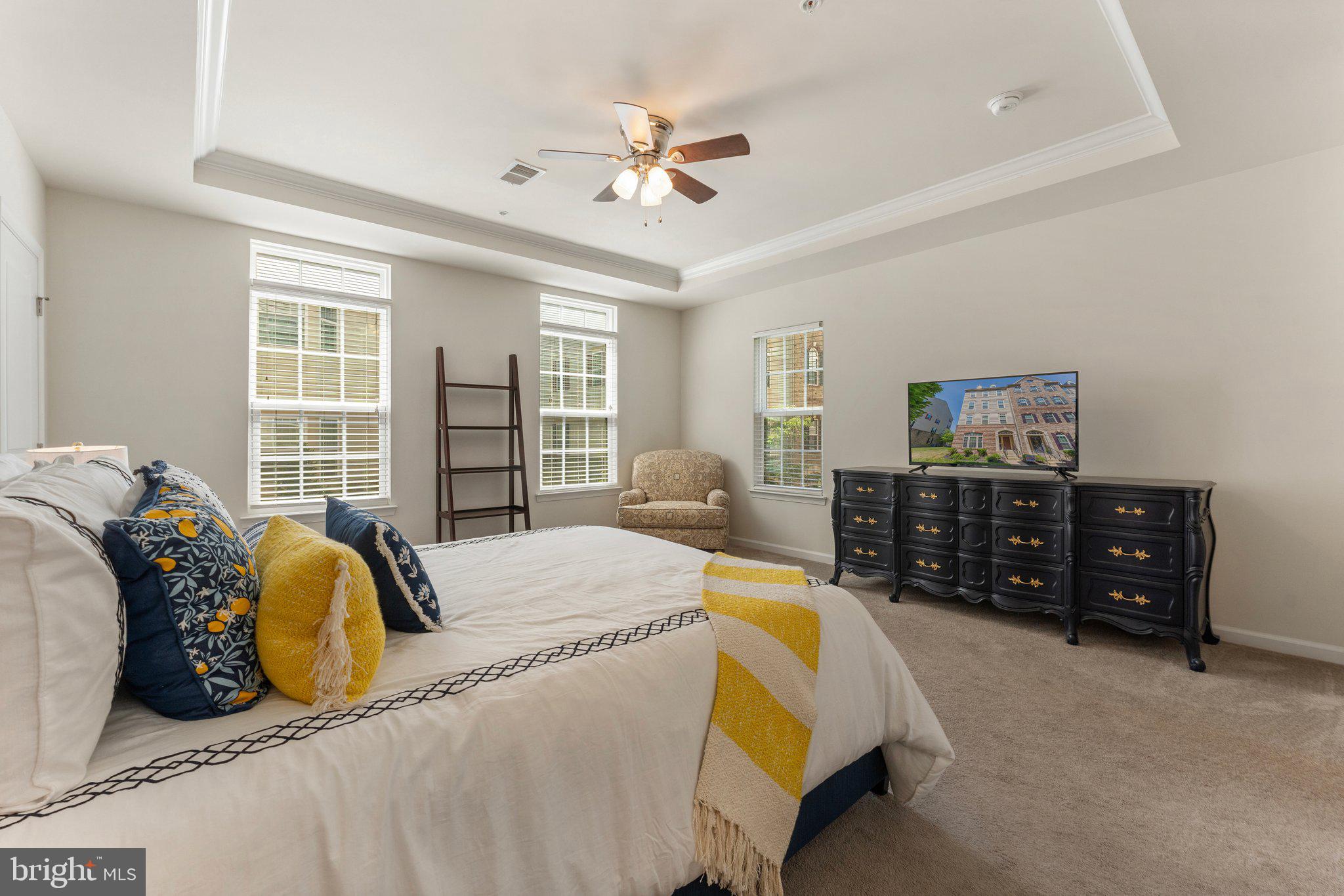 HEATHCOTE COMMONS CONDOMINIUMS - Residential Lease