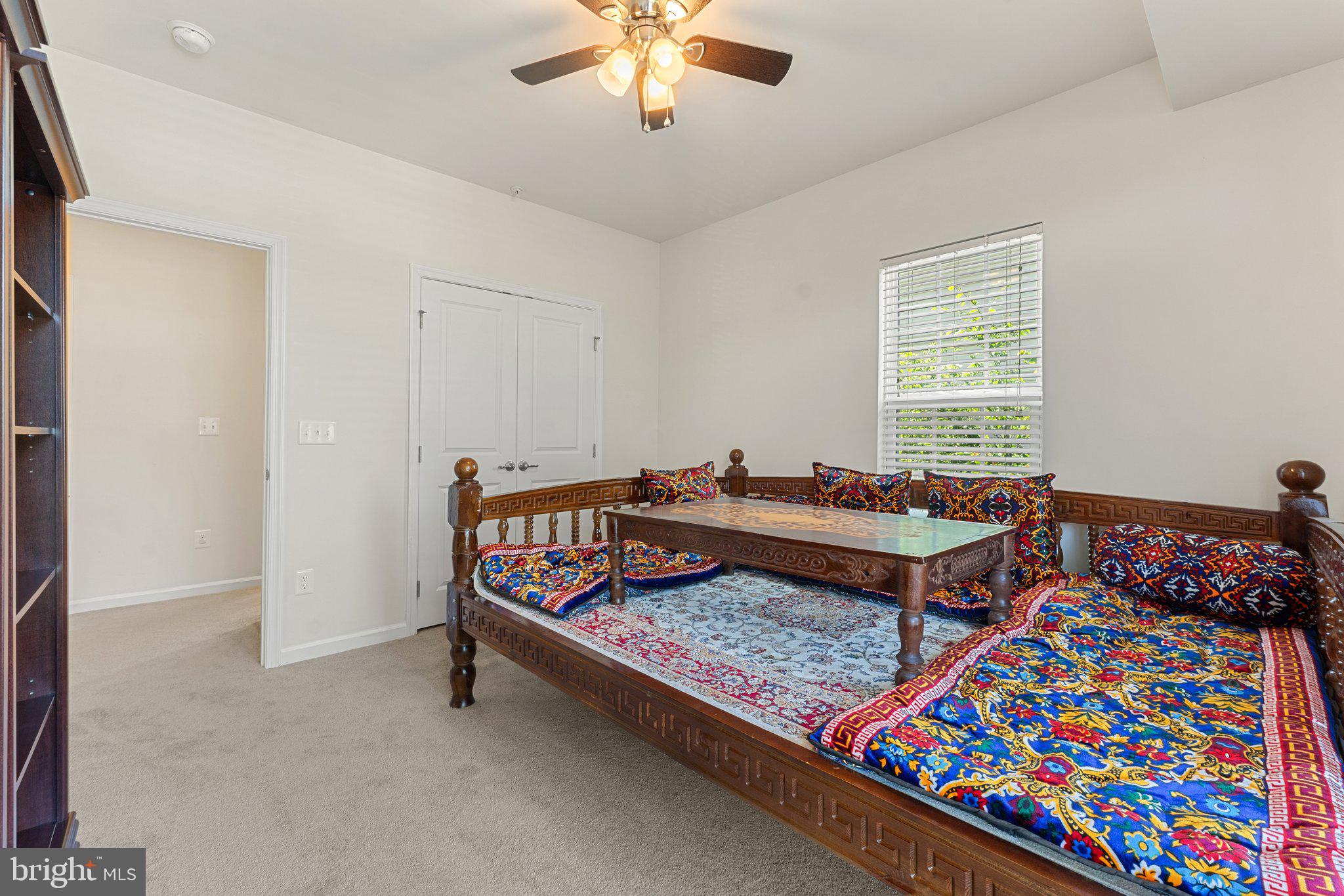 HEATHCOTE COMMONS CONDOMINIUMS - Residential Lease