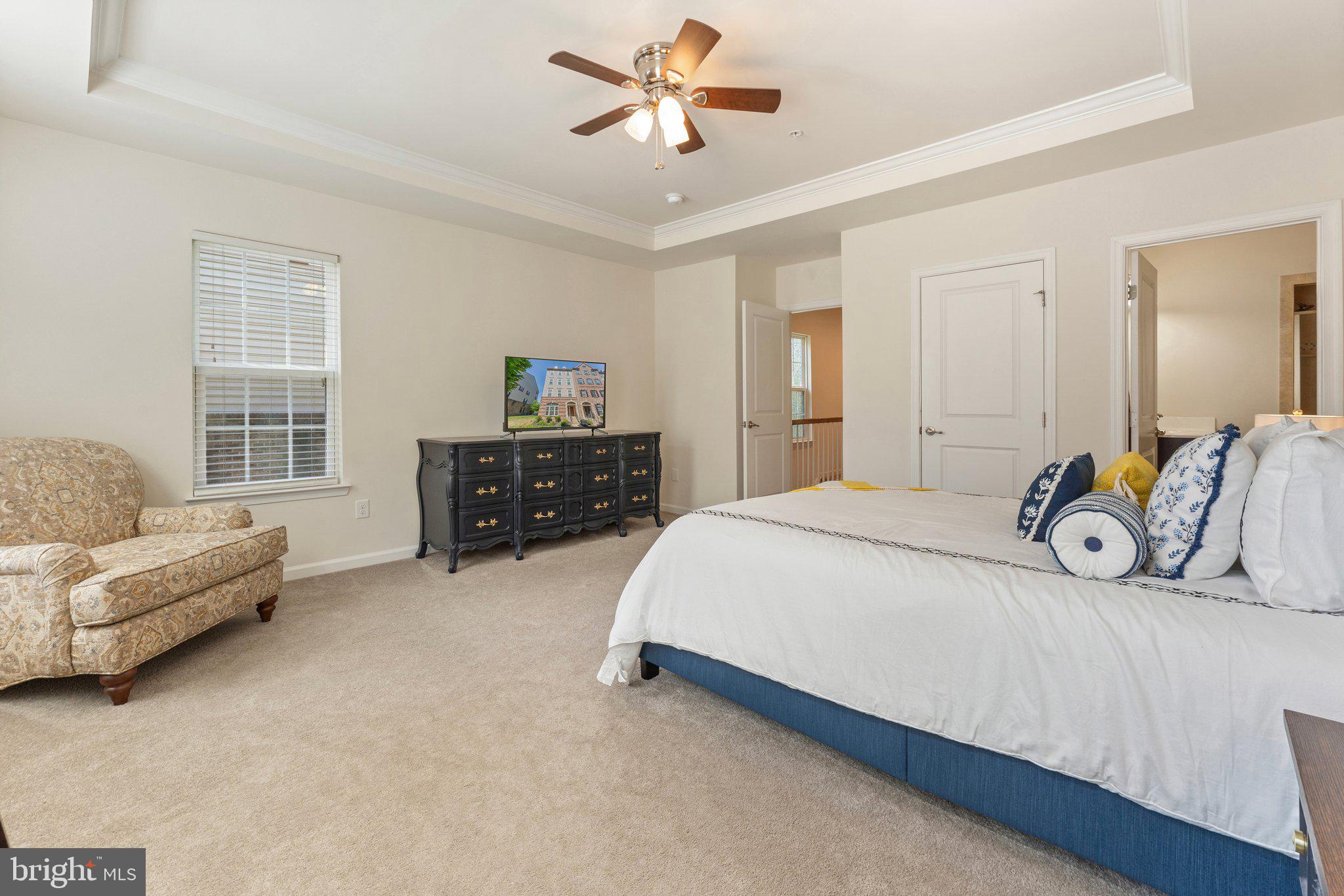 HEATHCOTE COMMONS CONDOMINIUMS - Residential Lease