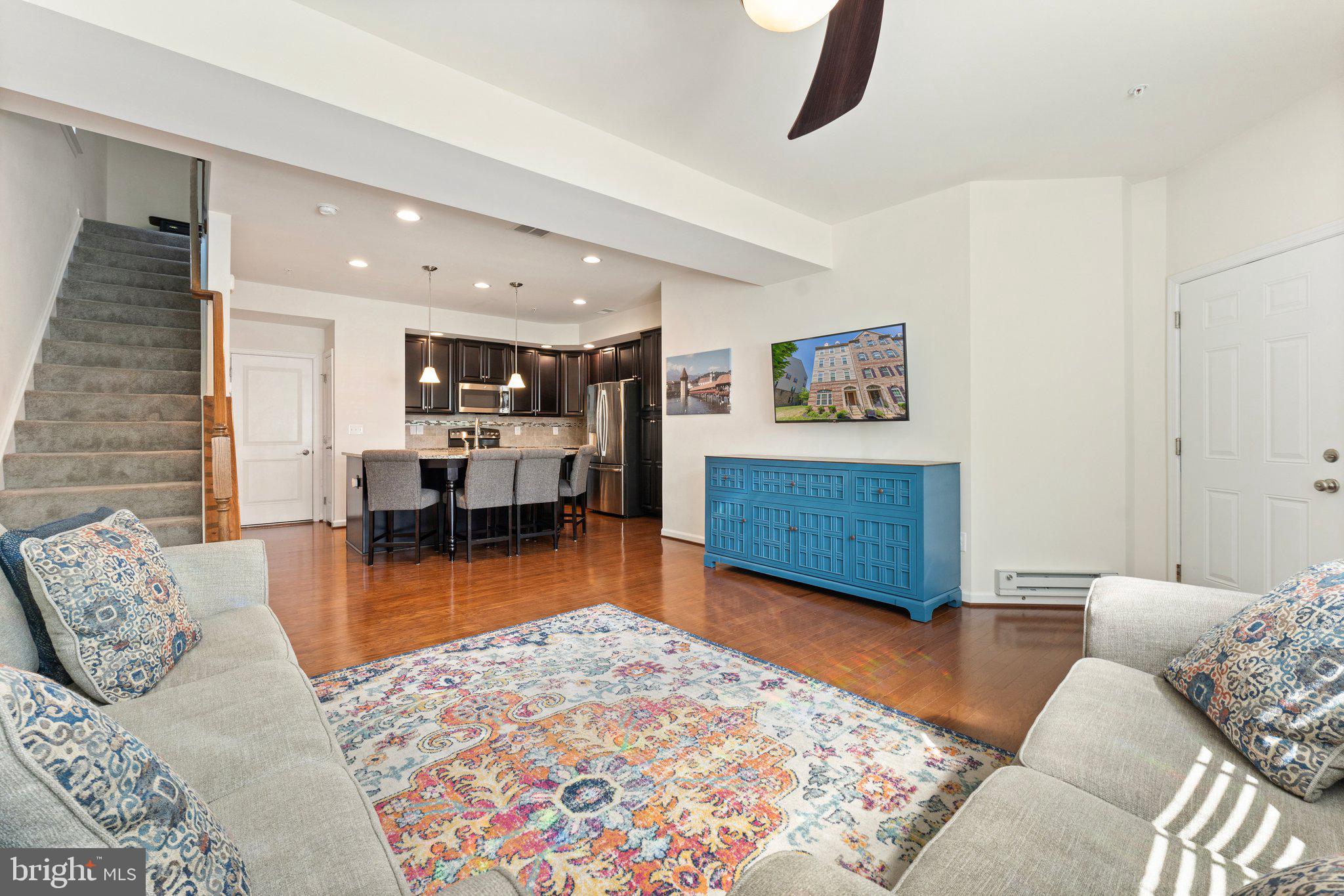 HEATHCOTE COMMONS CONDOMINIUMS - Residential Lease