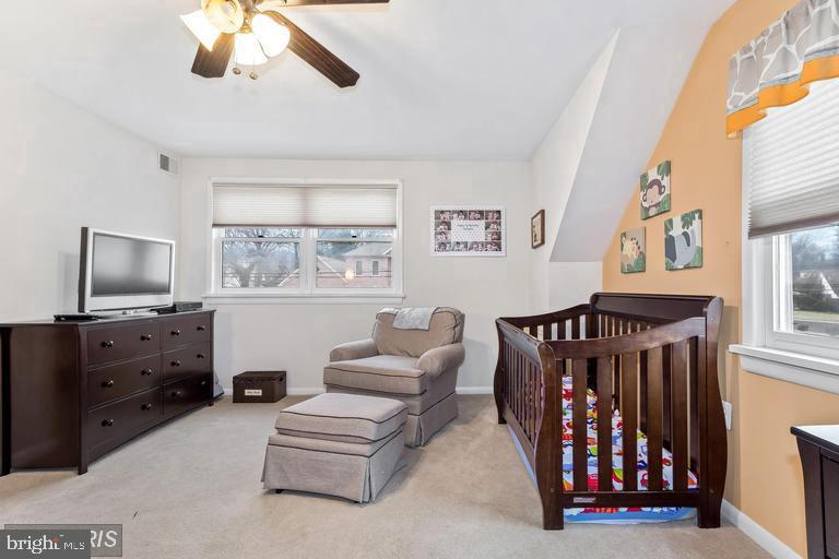 AYRLAWN - Residential Lease